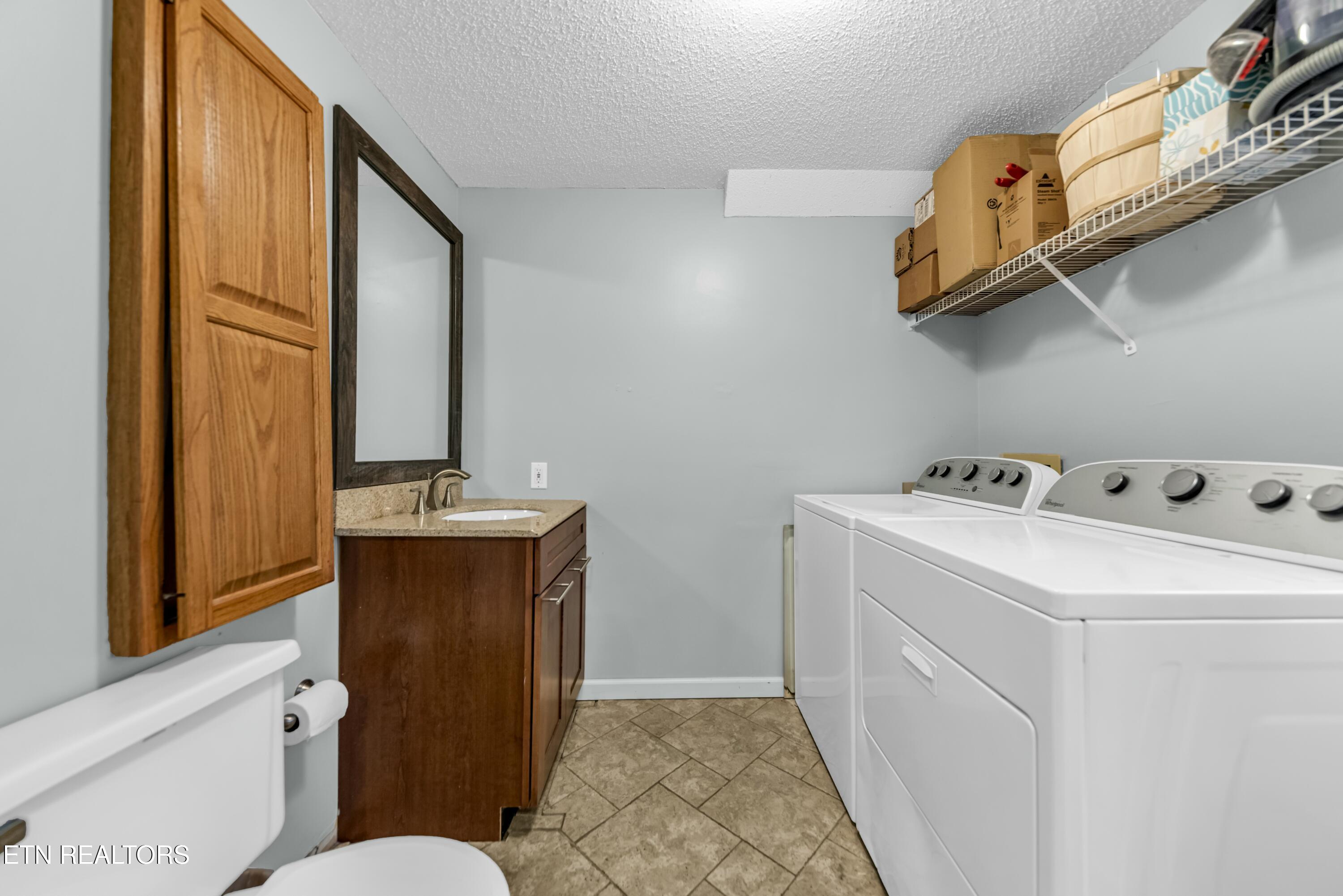 5808 Tazewell Pike Property Photo 10