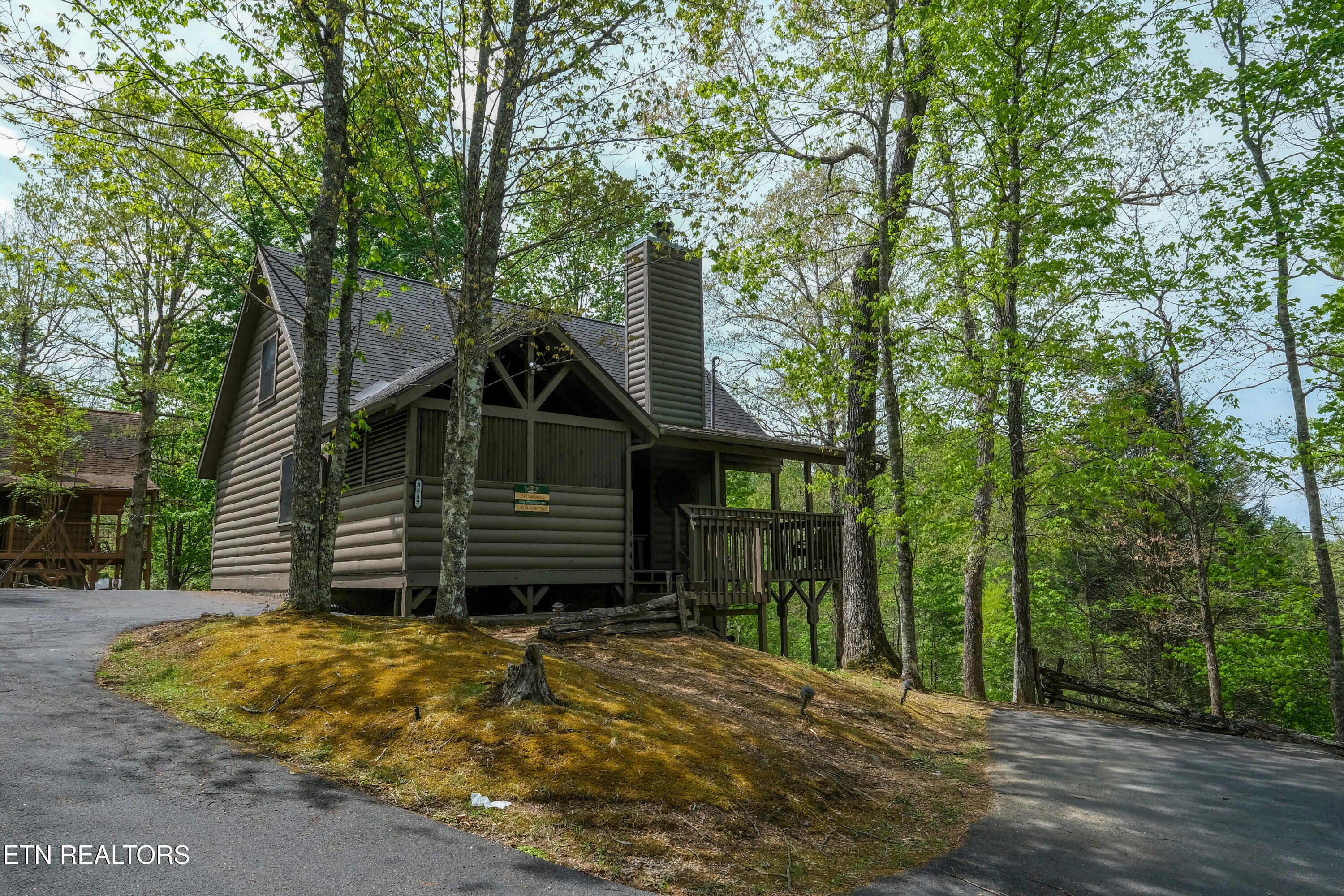3549 Country Pines Way Property Photo