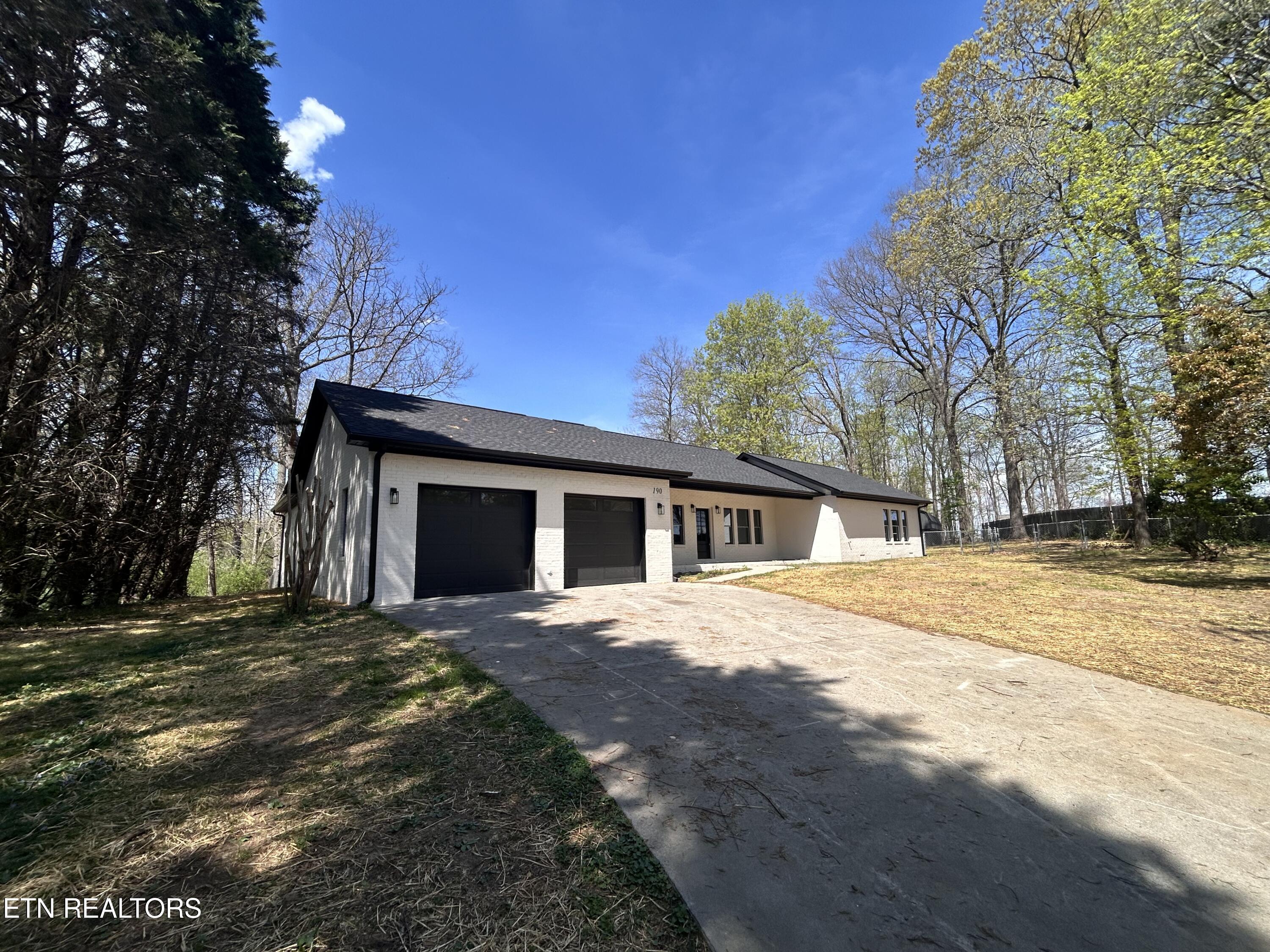 190 Maple Ridge Lane Property Photo