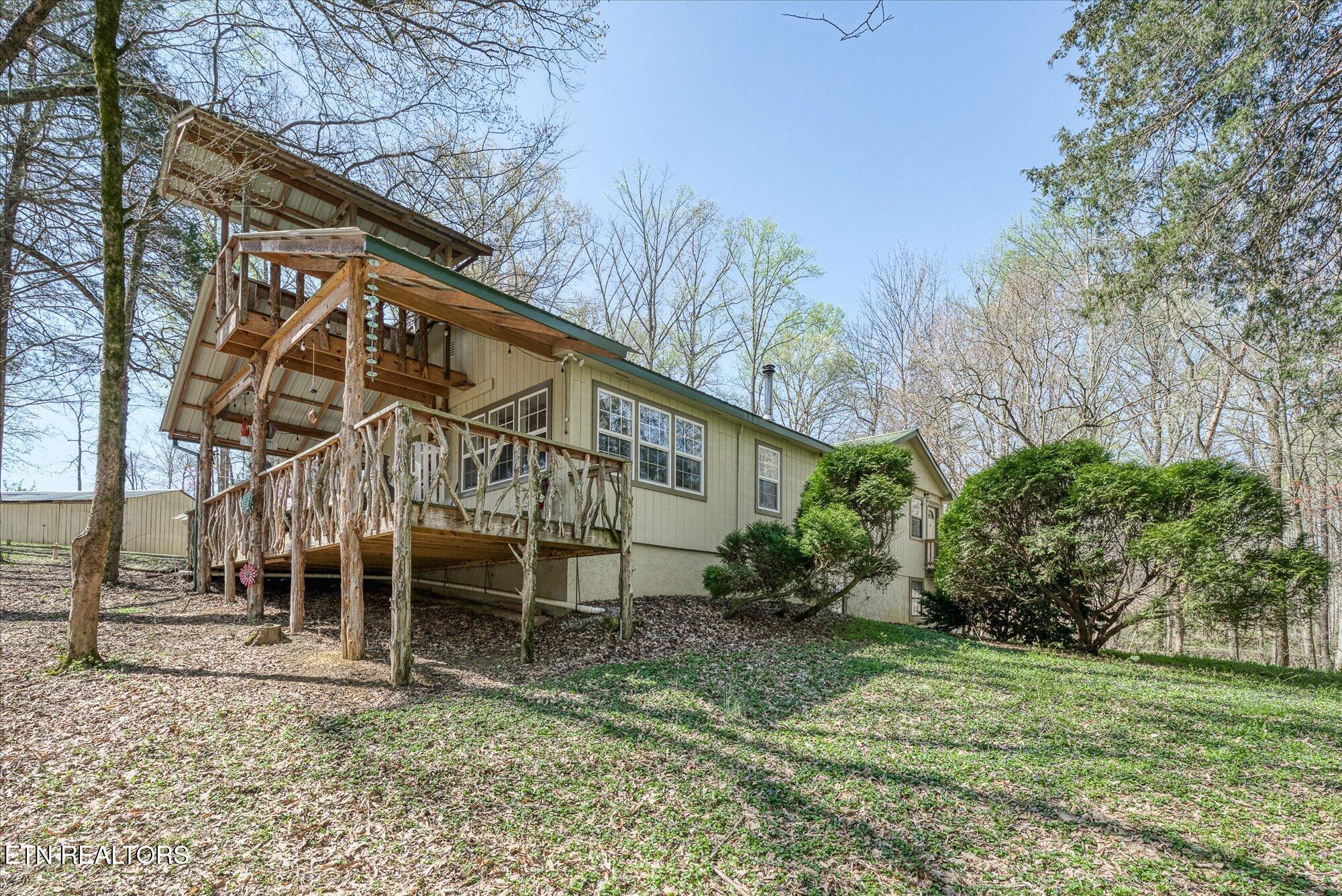 2543 S Bunker Hill Rd Property Photo