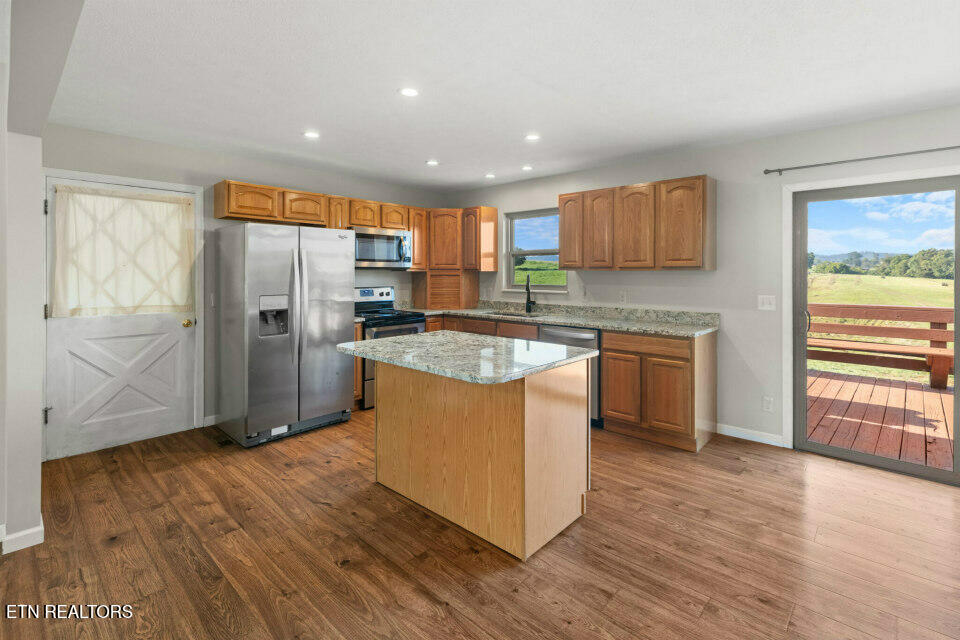 1365 Mine Rd Property Photo 3