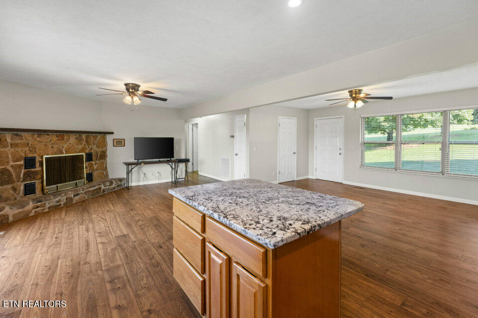 1365 Mine Rd Property Photo 6