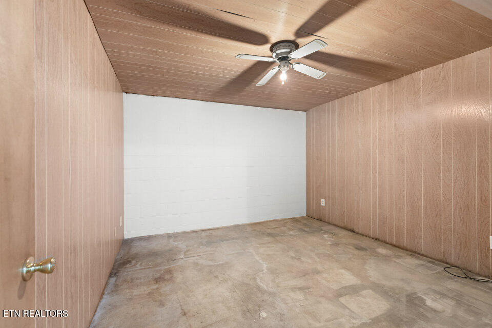 1365 Mine Rd Property Photo 21