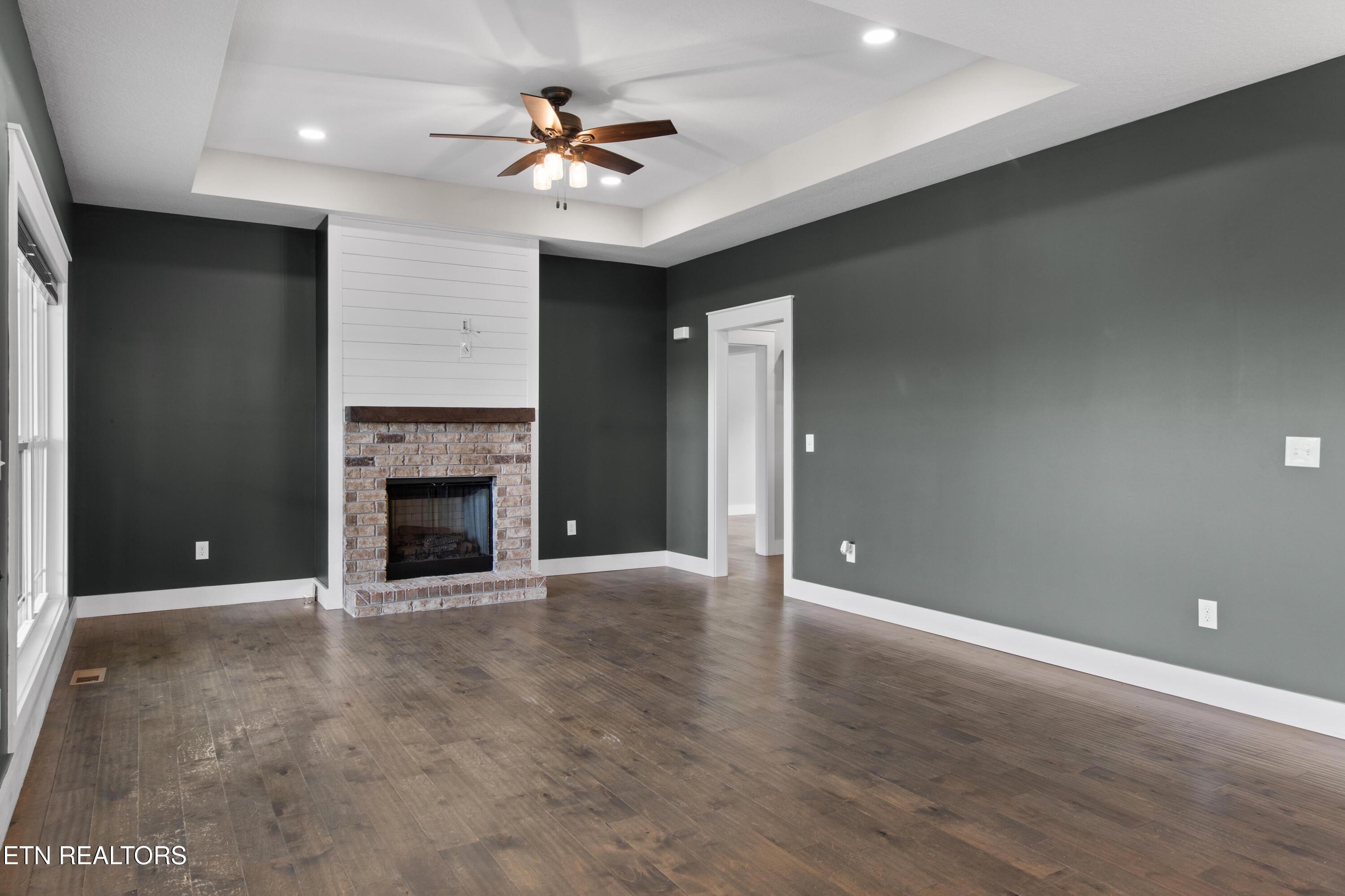 279 Lakeside Meadows Circle Property Photo 7