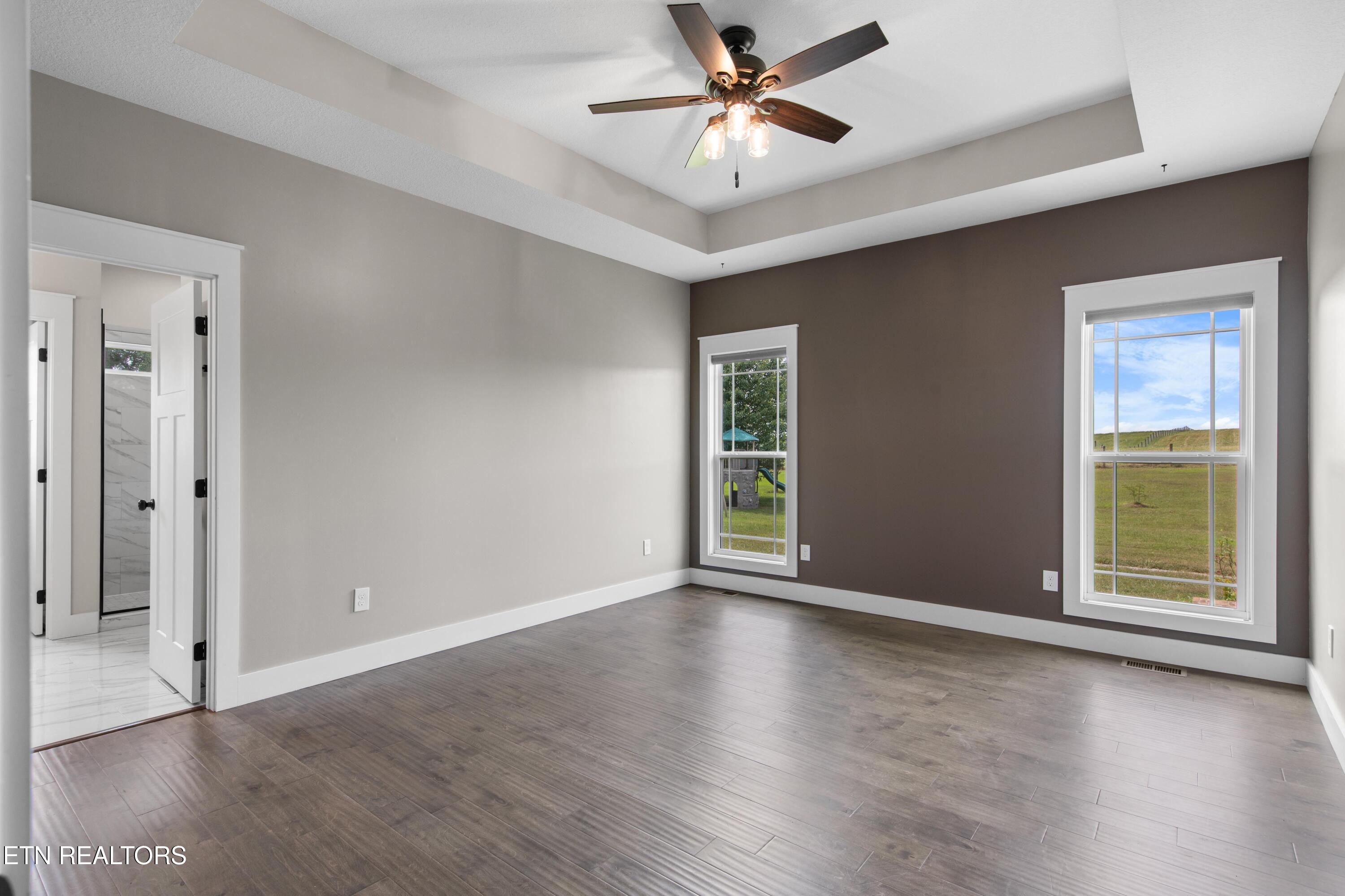 279 Lakeside Meadows Circle Property Photo 9