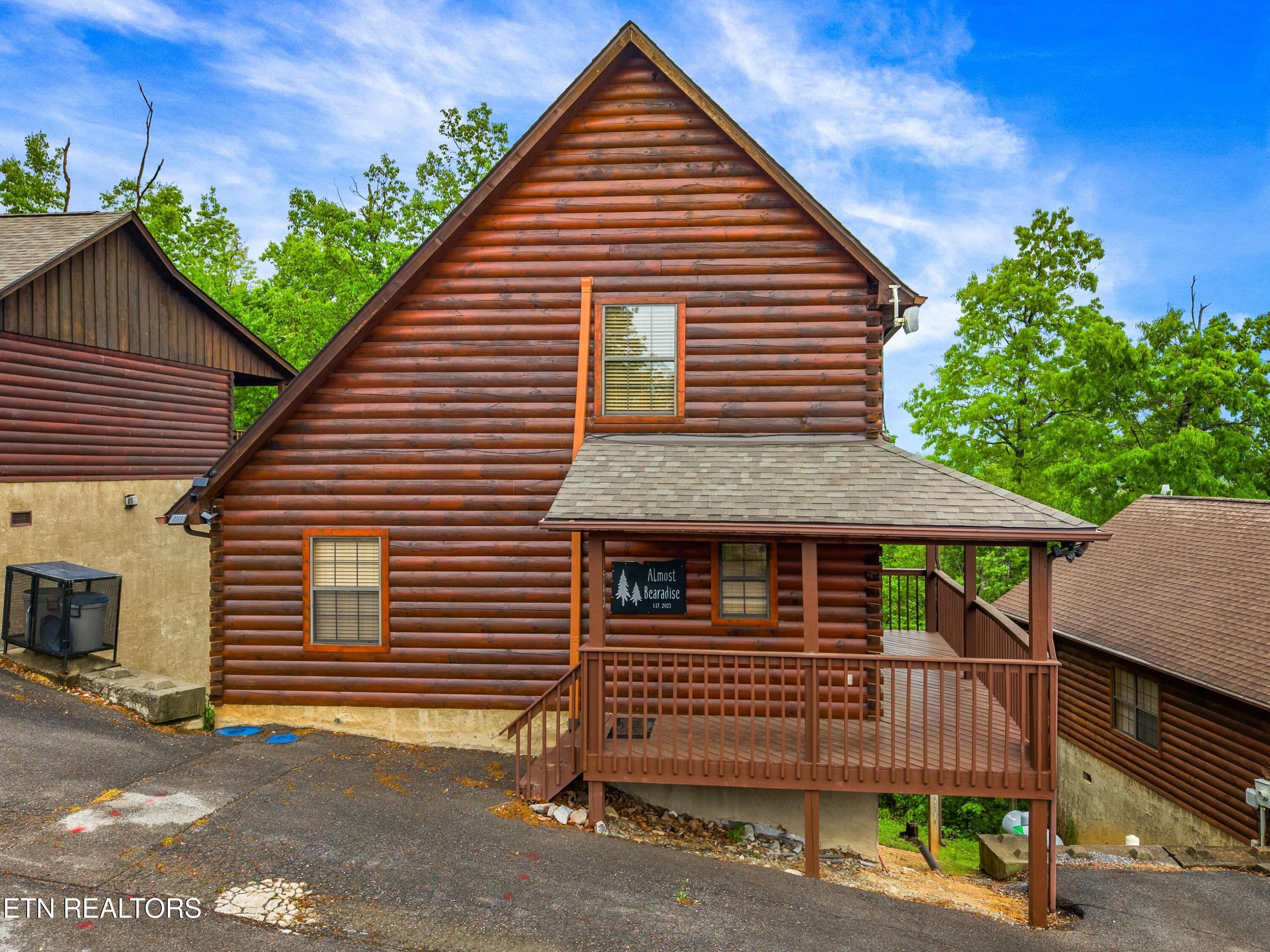1542 Bears Den Way Property Photo