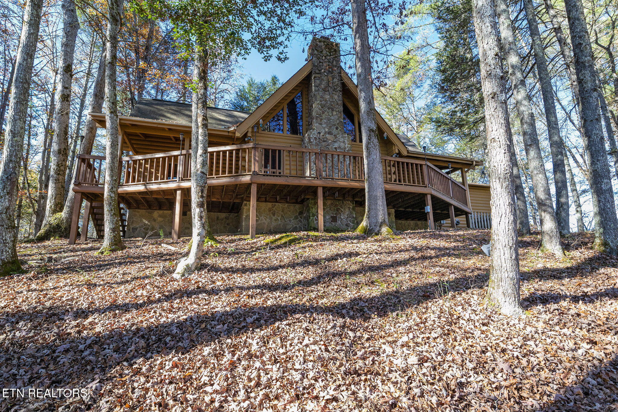 1730 Ridge Court Property Photo