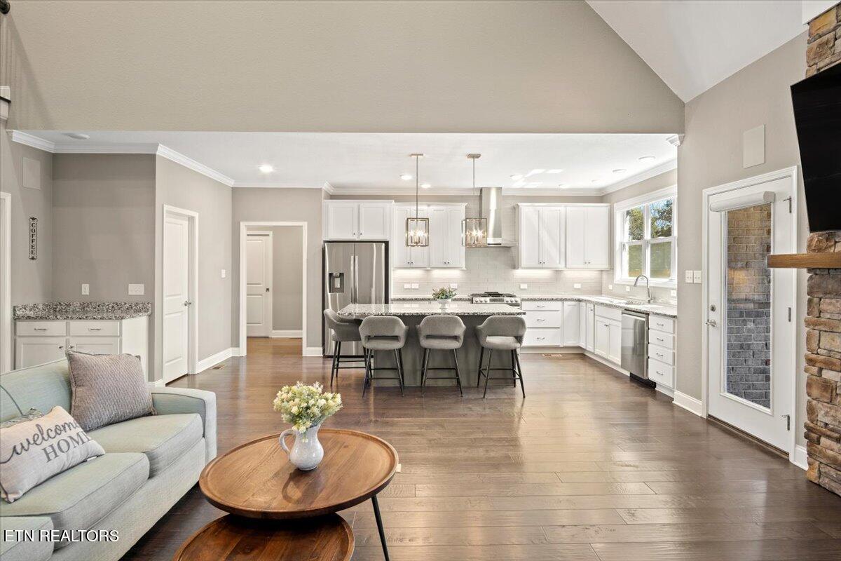 12014 Salt Creek Lane Property Photo 4