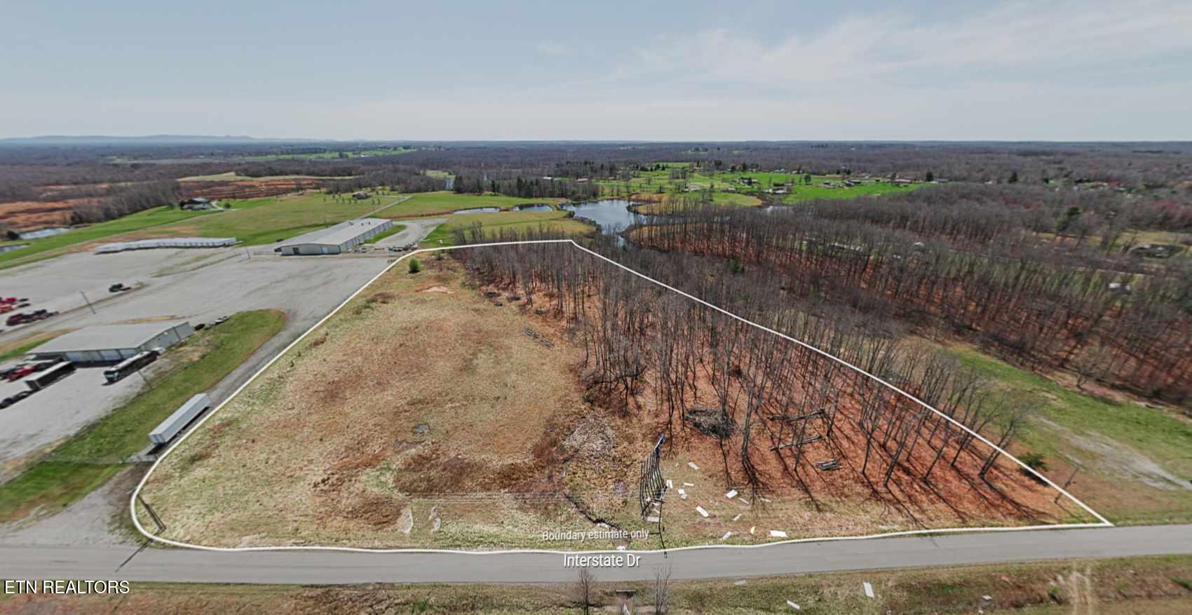 Interstate Lane Property Photo