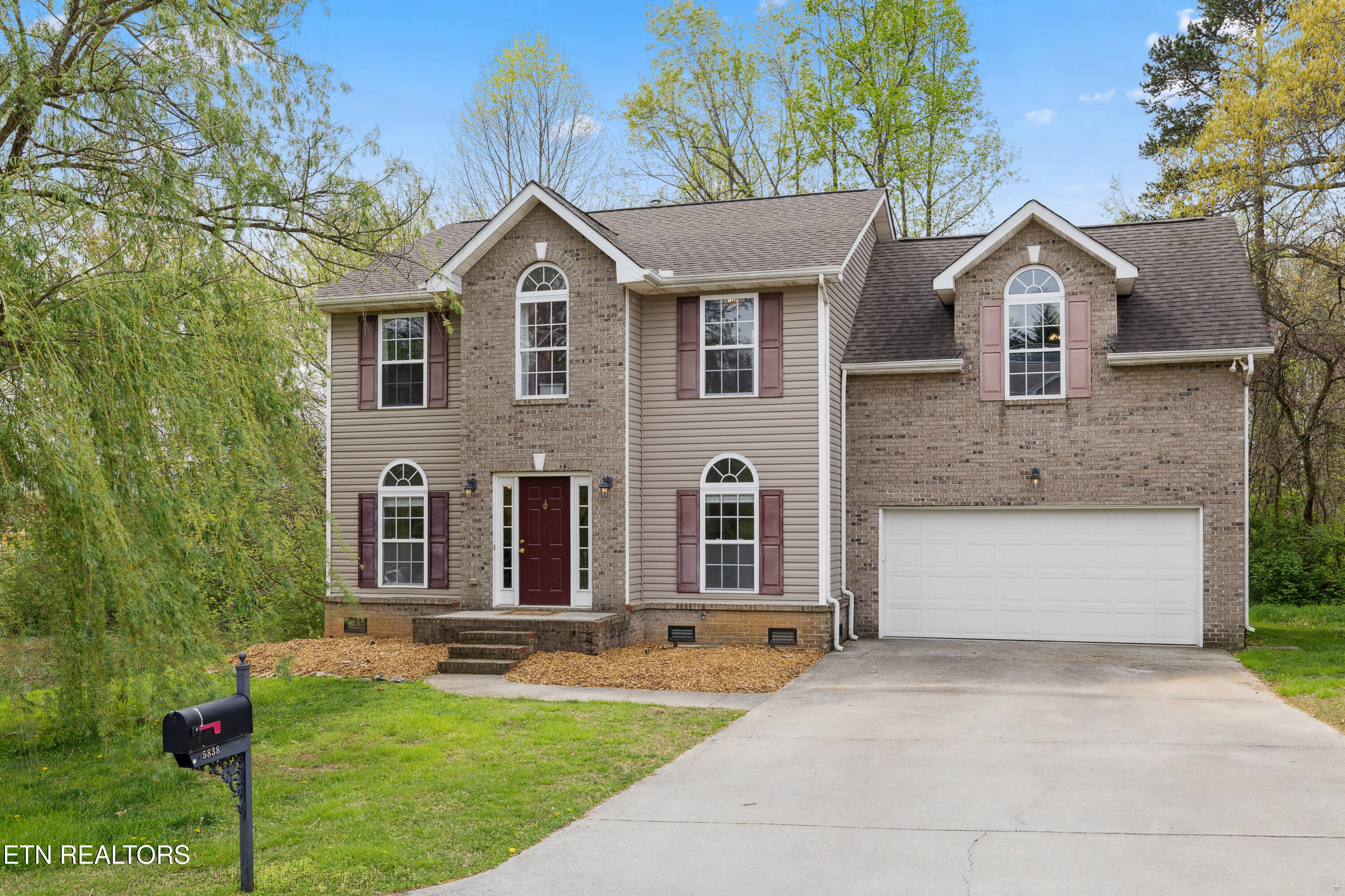 5838 Wall Flower Lane Property Photo