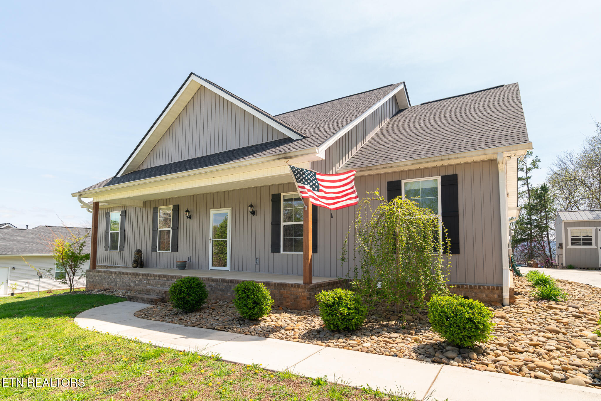916 Sentry Ridge View Drive Property Photo