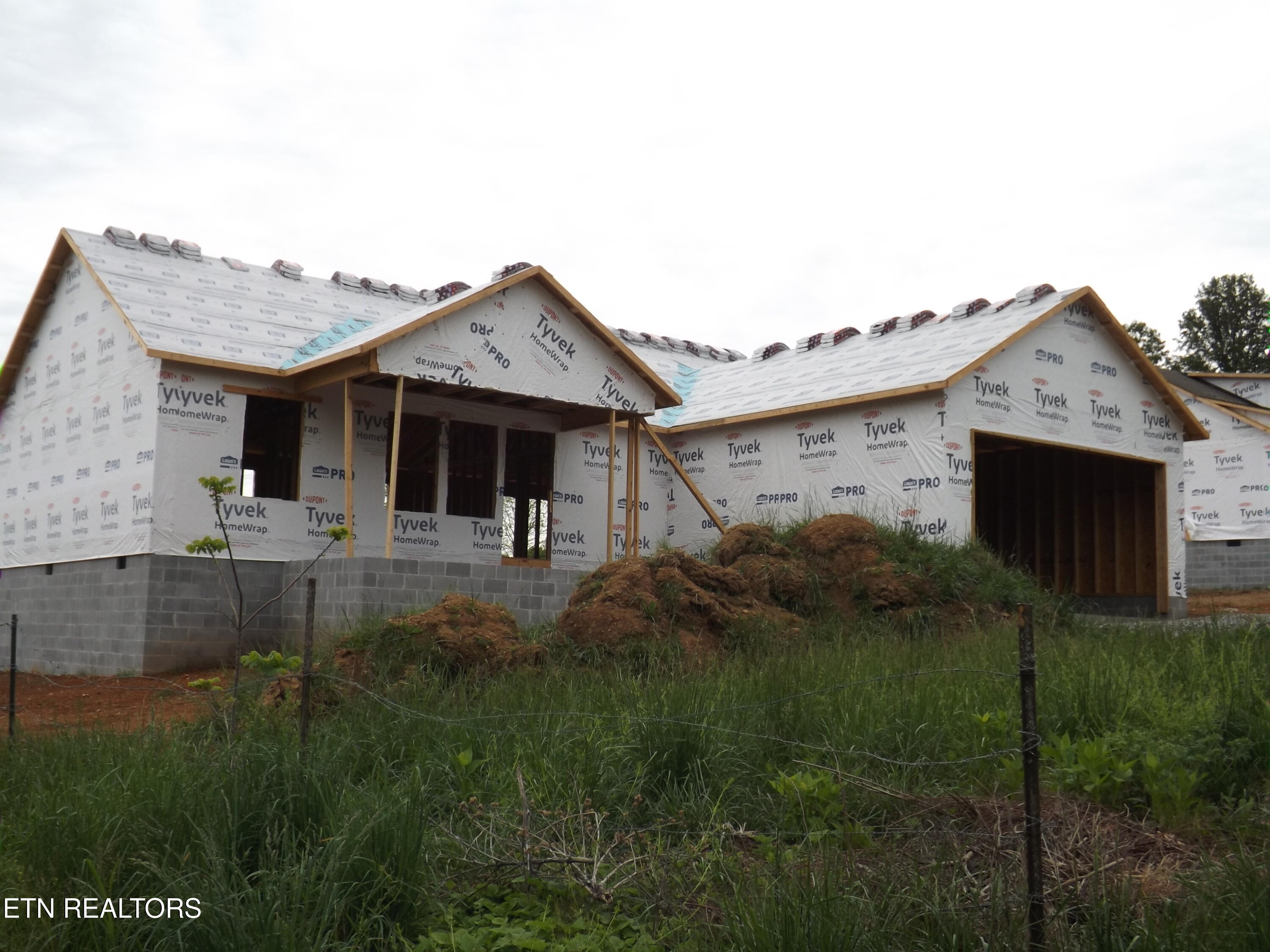 152 Nevils St Property Photo 18