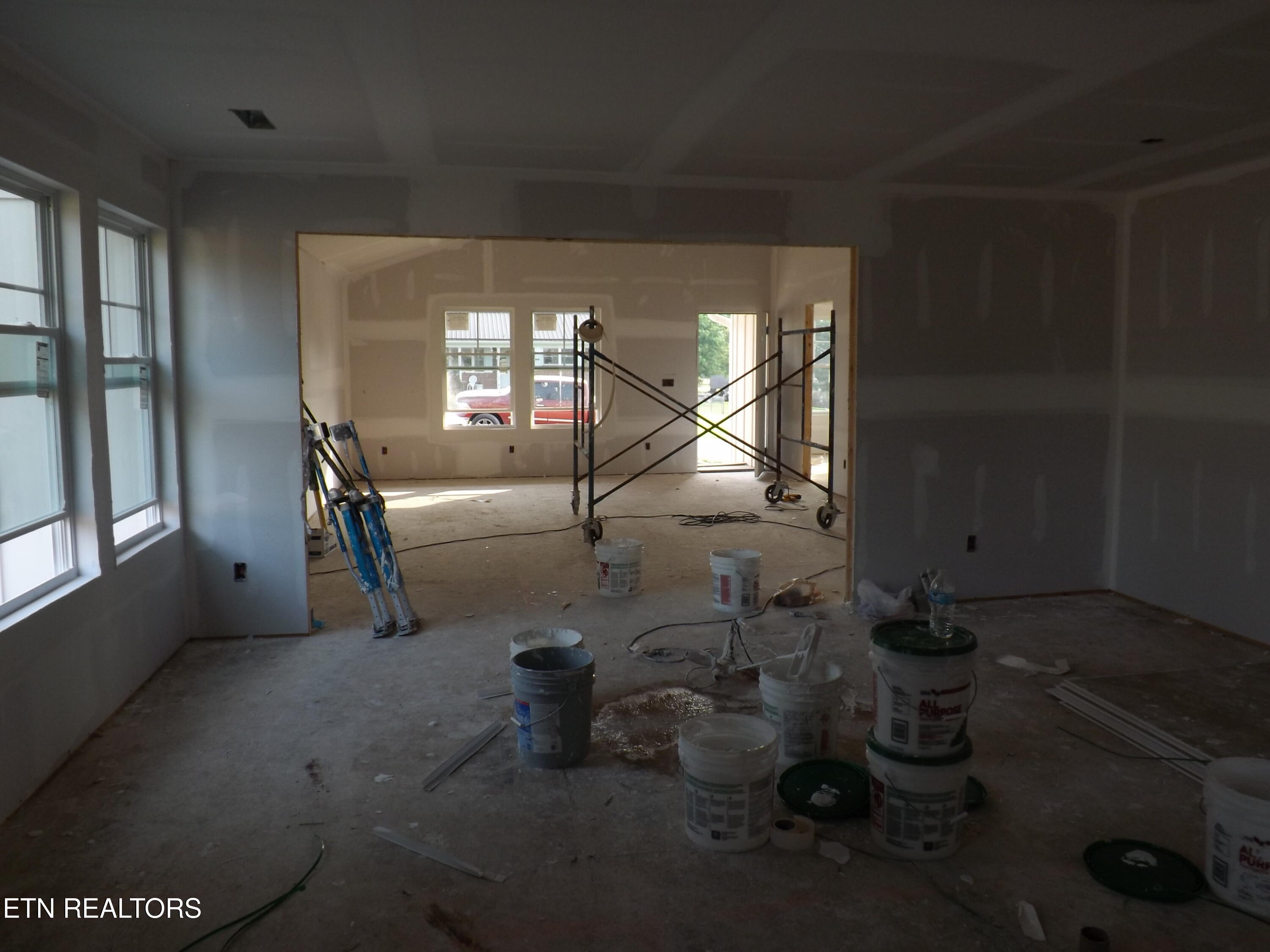 152 Nevils St Property Photo 25