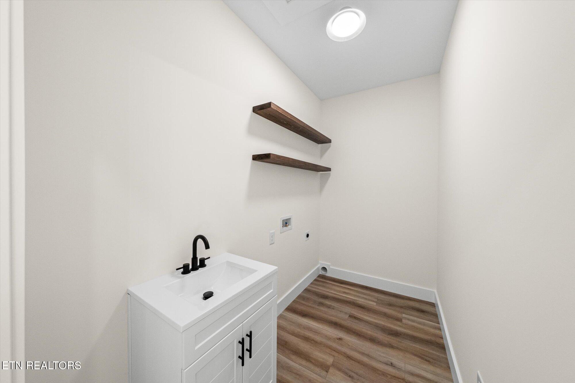 7110 Remagen Lane Property Photo 29