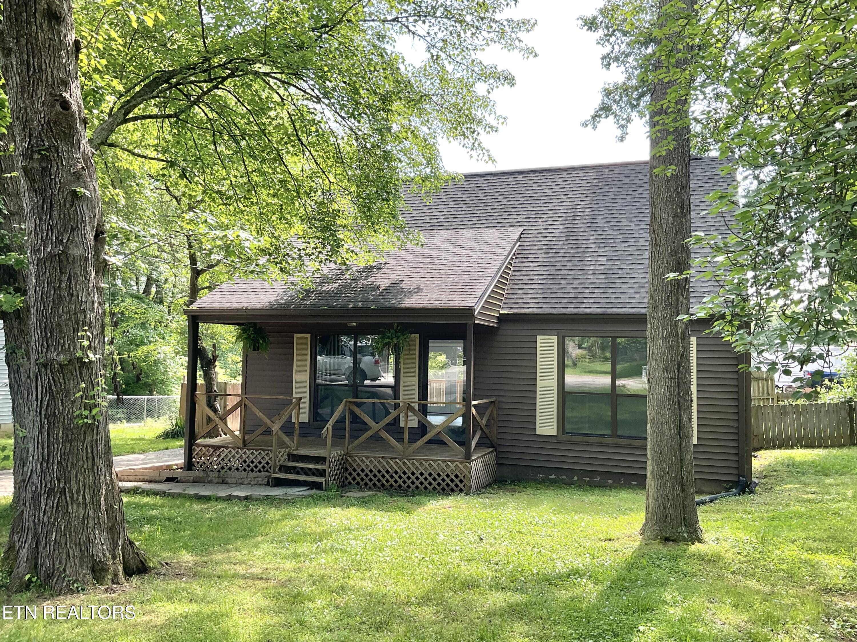 4809 Pam Court Property Photo