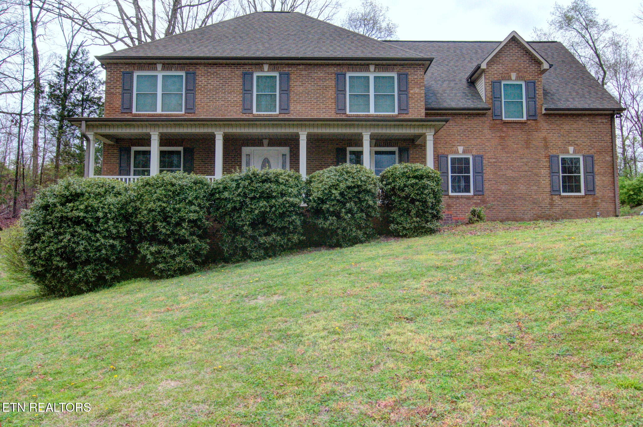 3345 Whispering Oaks Drive Property Photo
