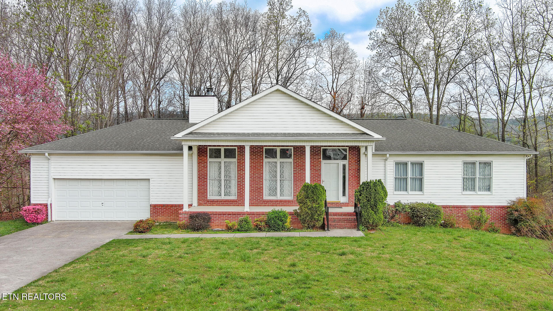158 Barrington Drive. Property Photo
