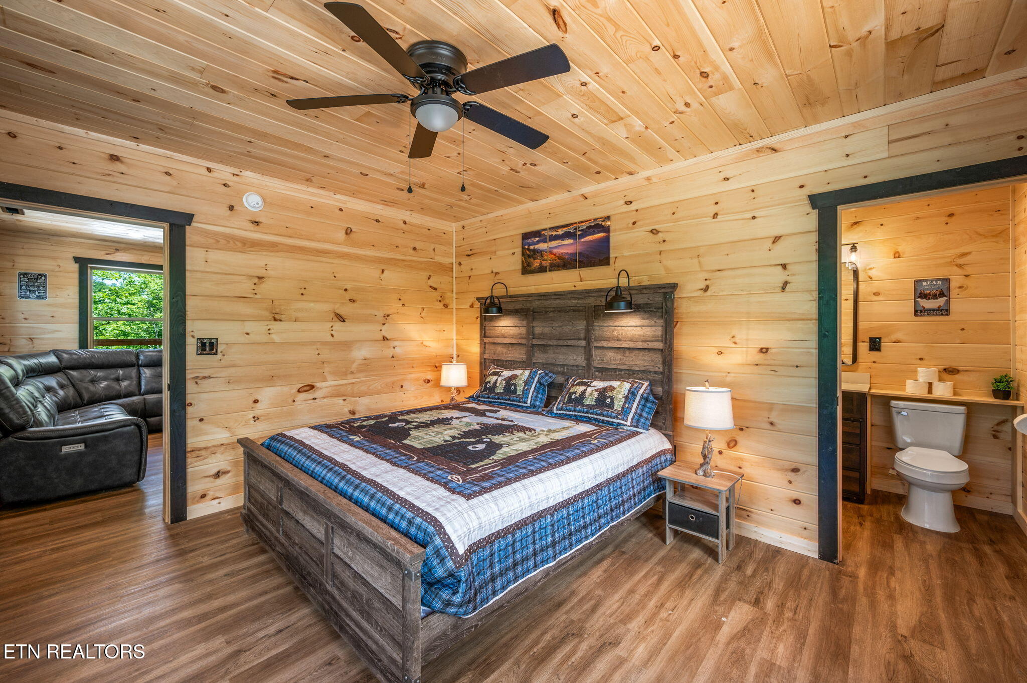 623 Dutch Way Property Photo 13