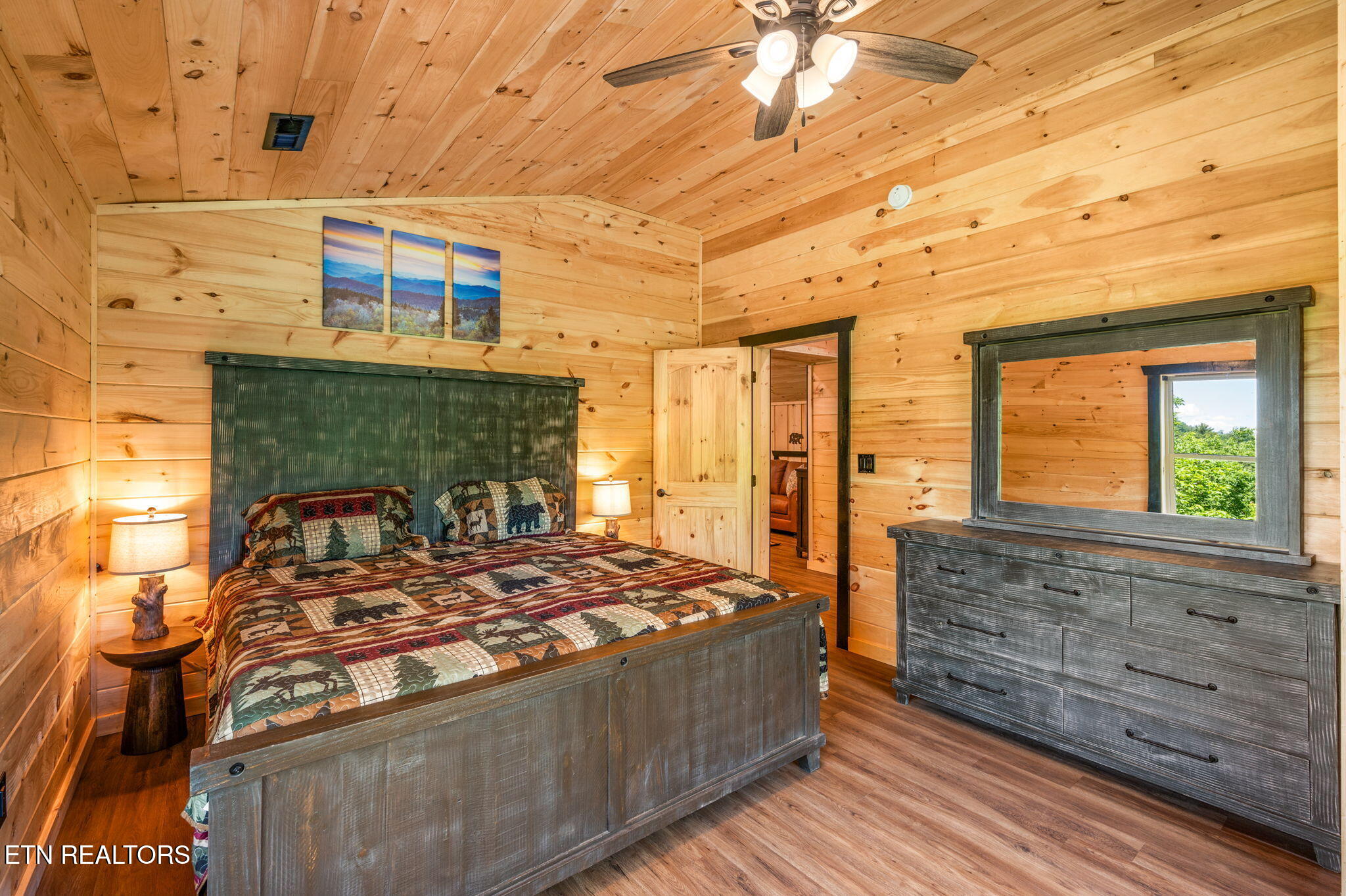 623 Dutch Way Property Photo 15