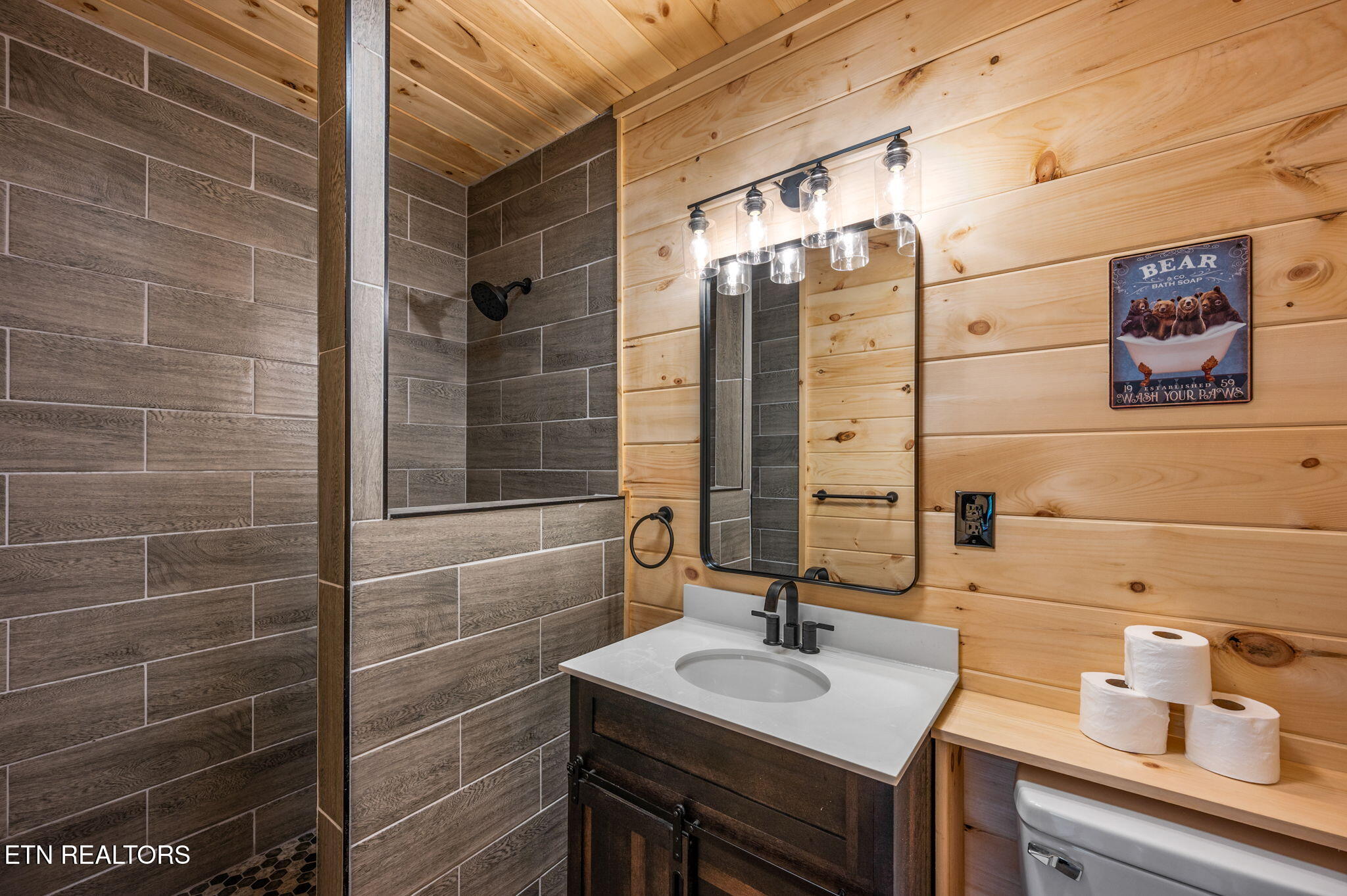 623 Dutch Way Property Photo 18