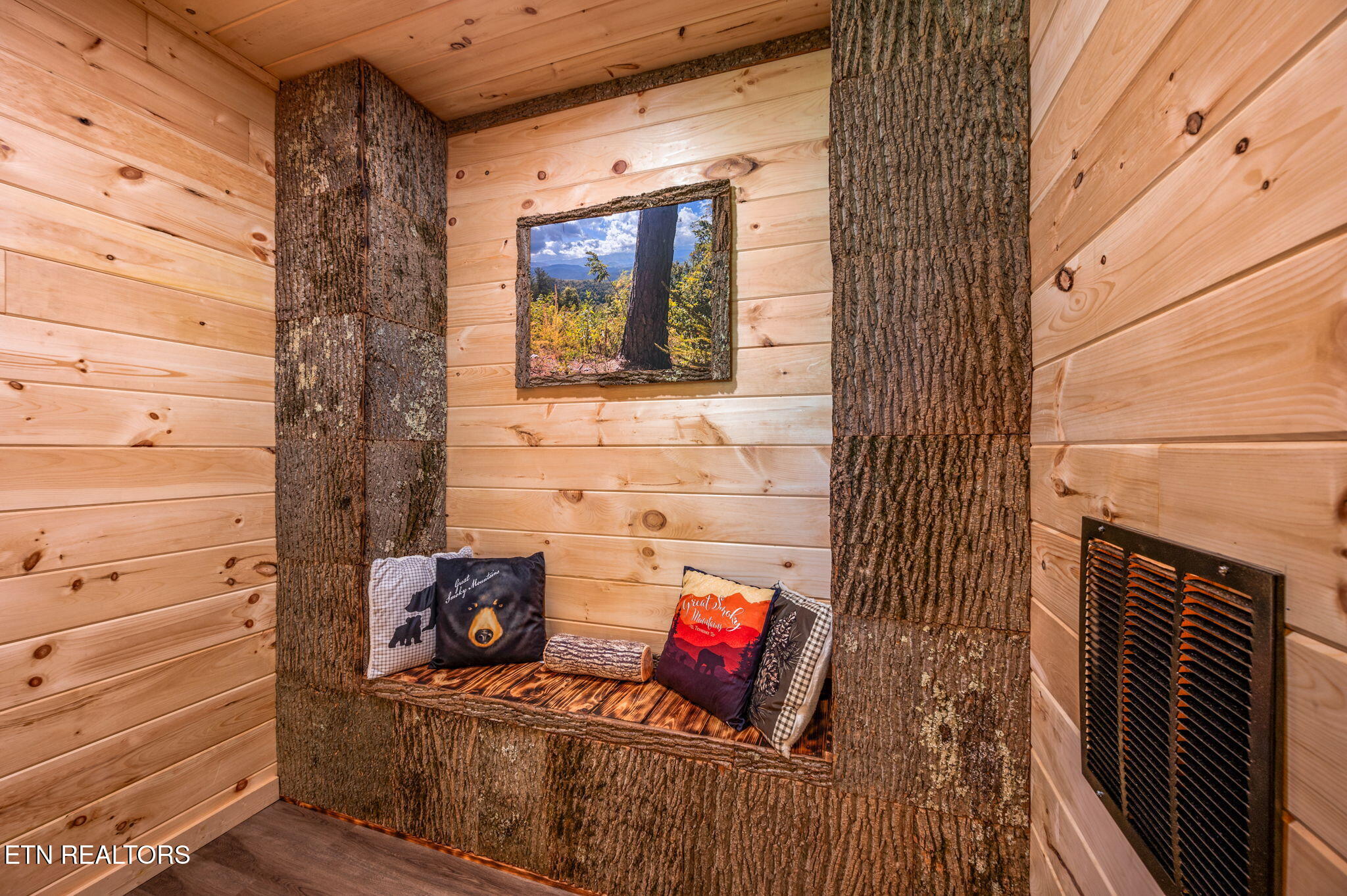 623 Dutch Way Property Photo 24