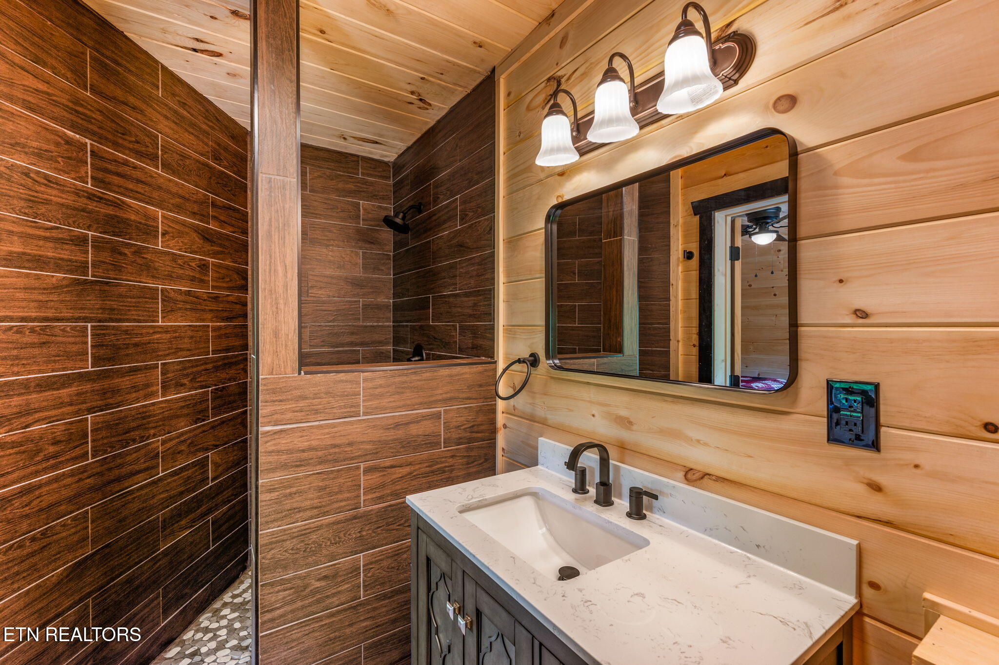 623 Dutch Way Property Photo 36