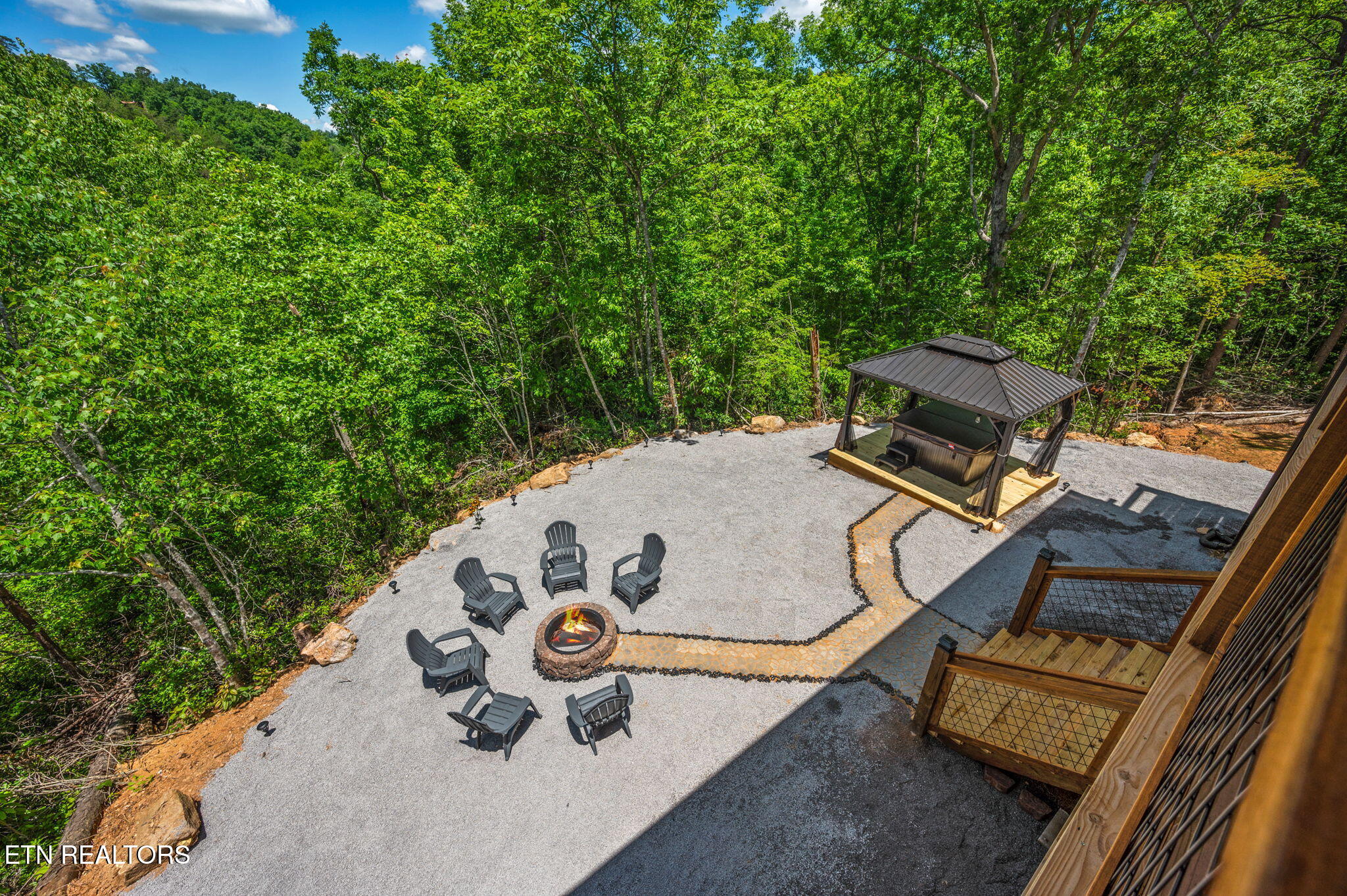 623 Dutch Way Property Photo 46