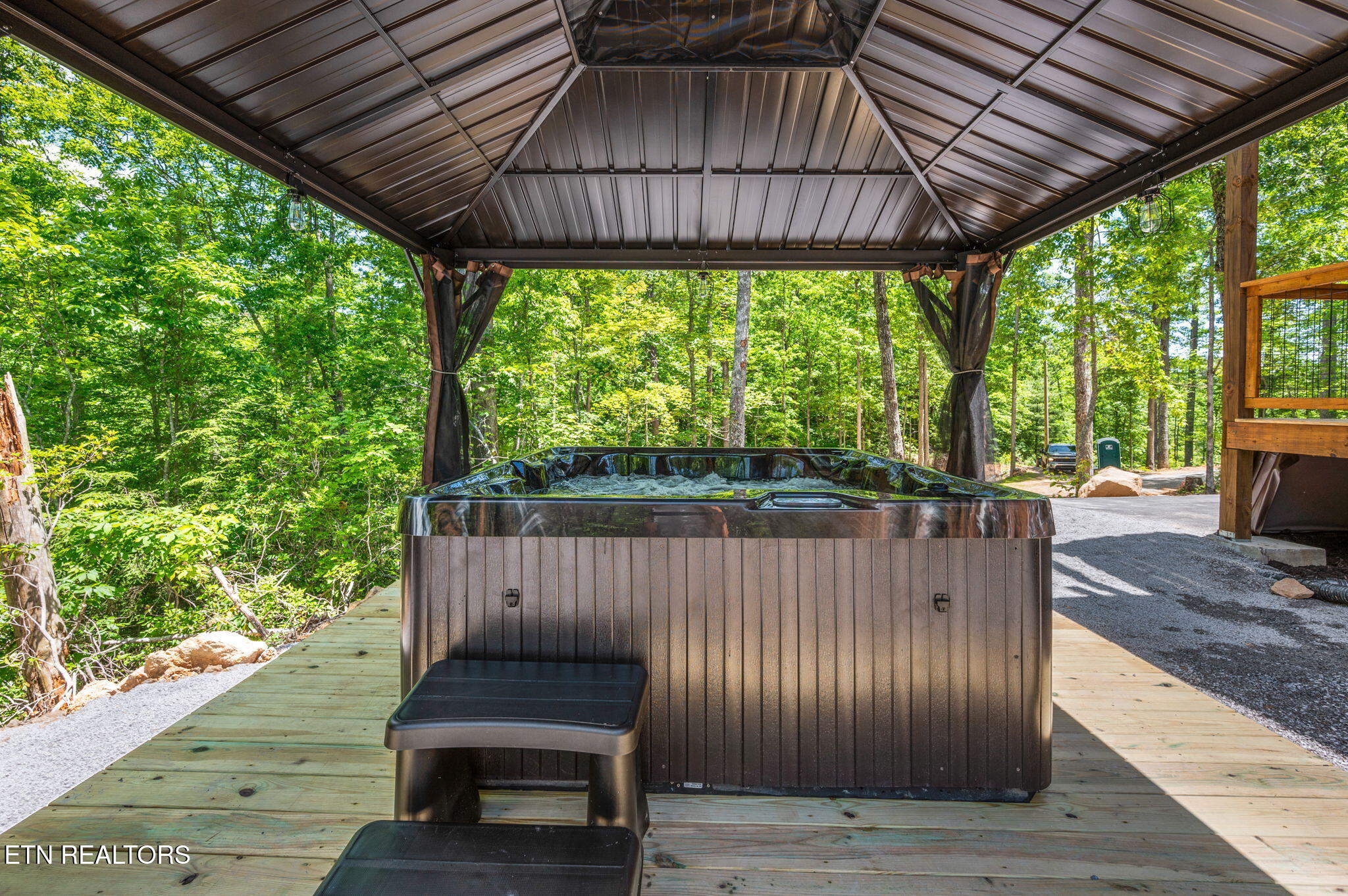 623 Dutch Way Property Photo 49