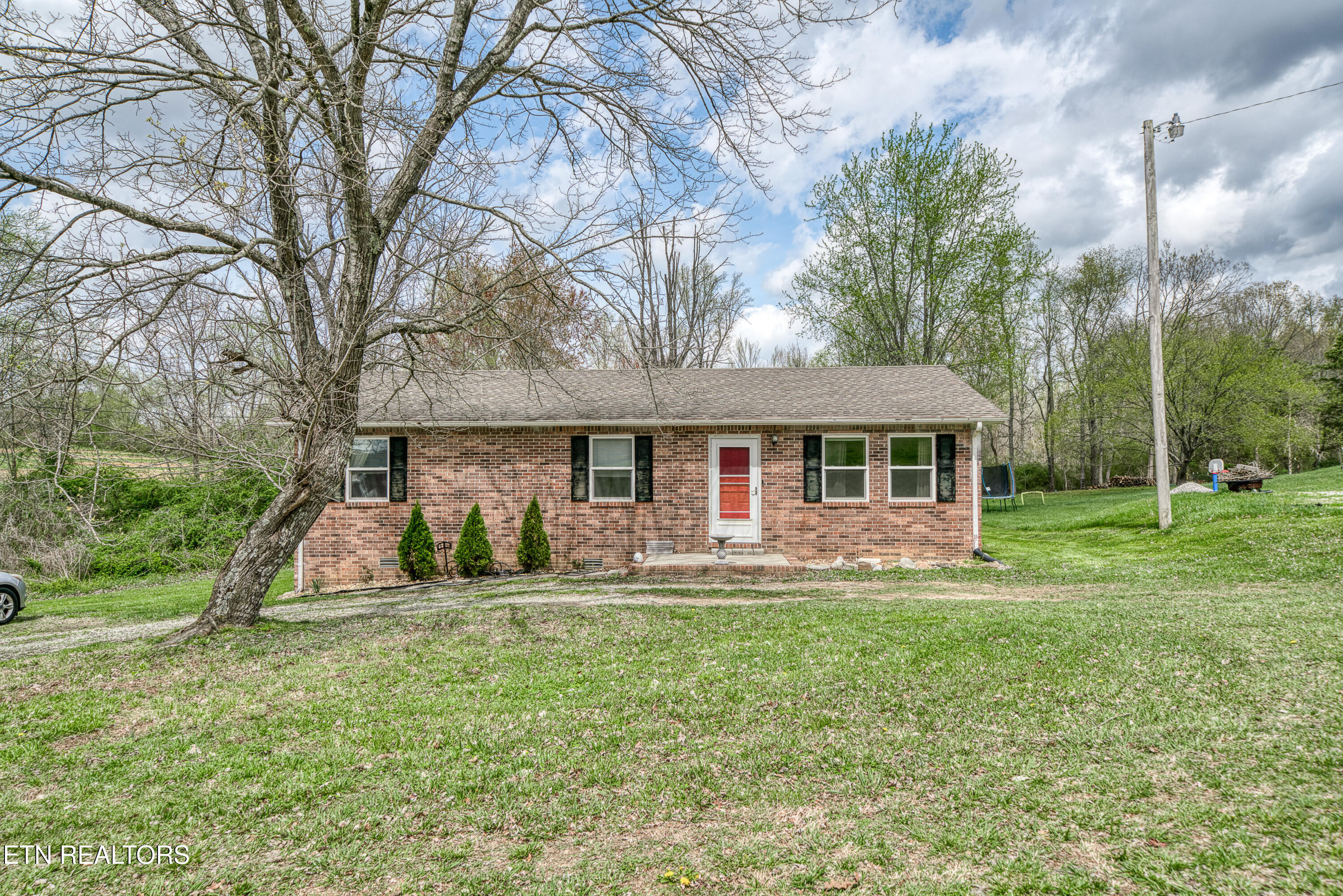 5265 Academy Road Rd Property Photo