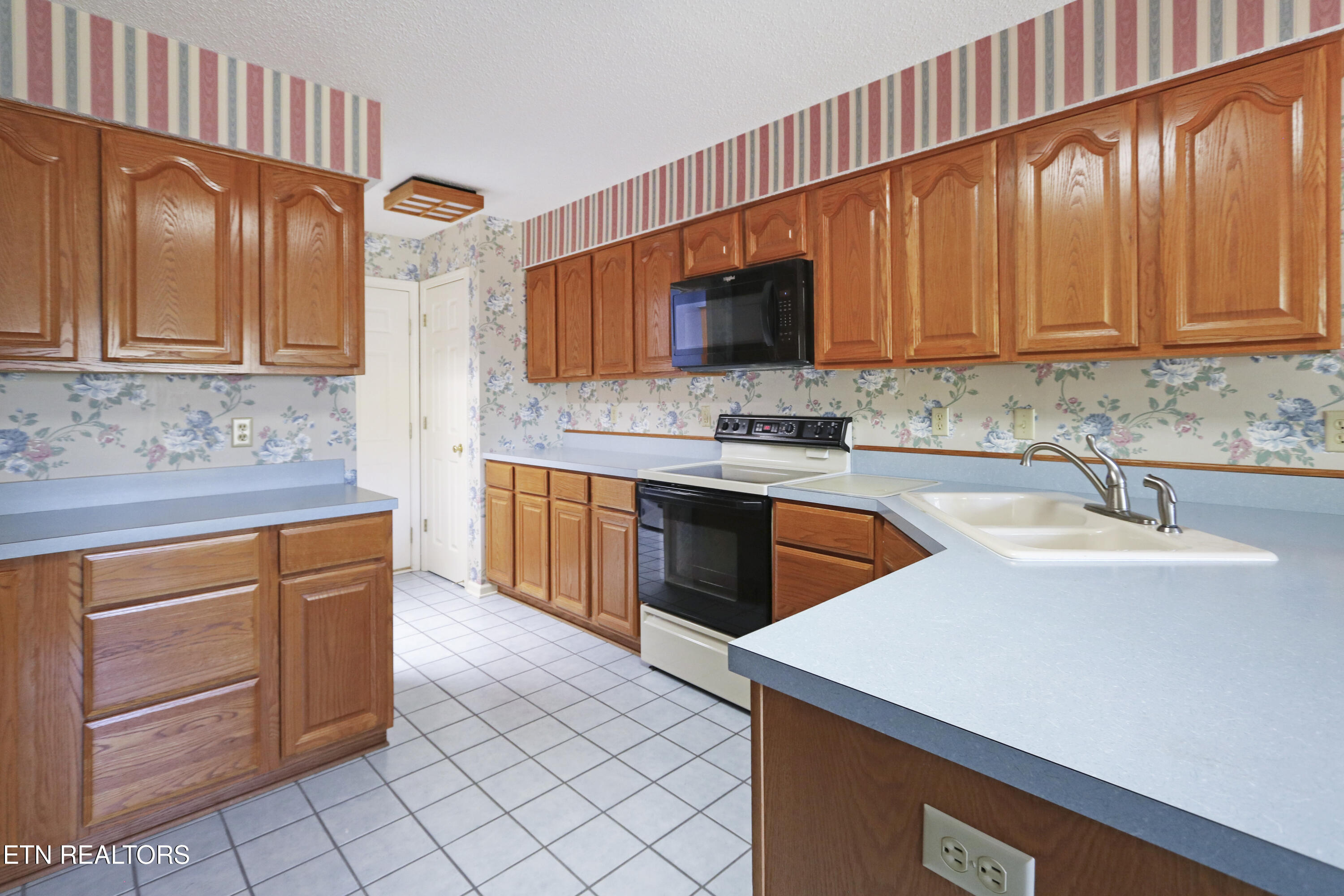 302 Paoli Trace Property Photo 17