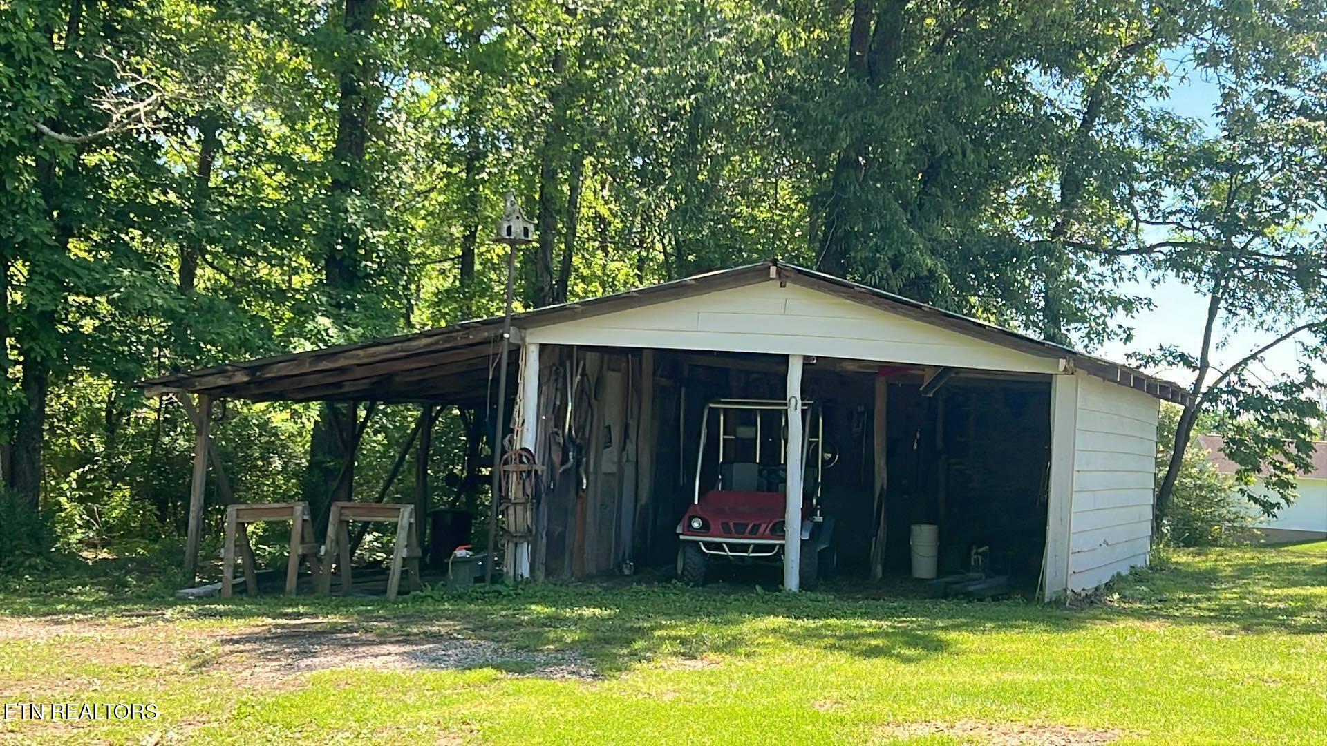 798 Lawson Rd Property Photo 41