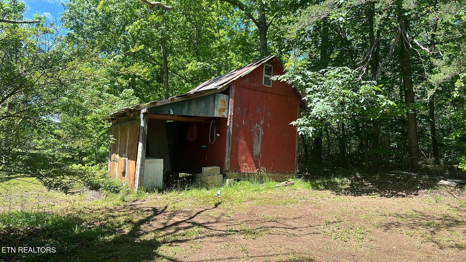 798 Lawson Rd Property Photo 47