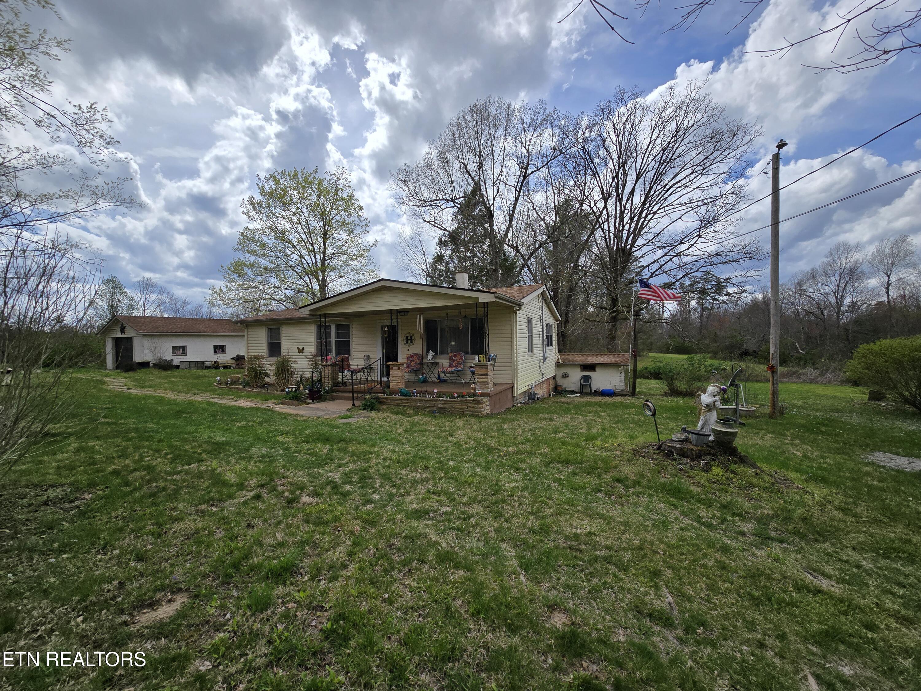 347 Barnwell Property Photo