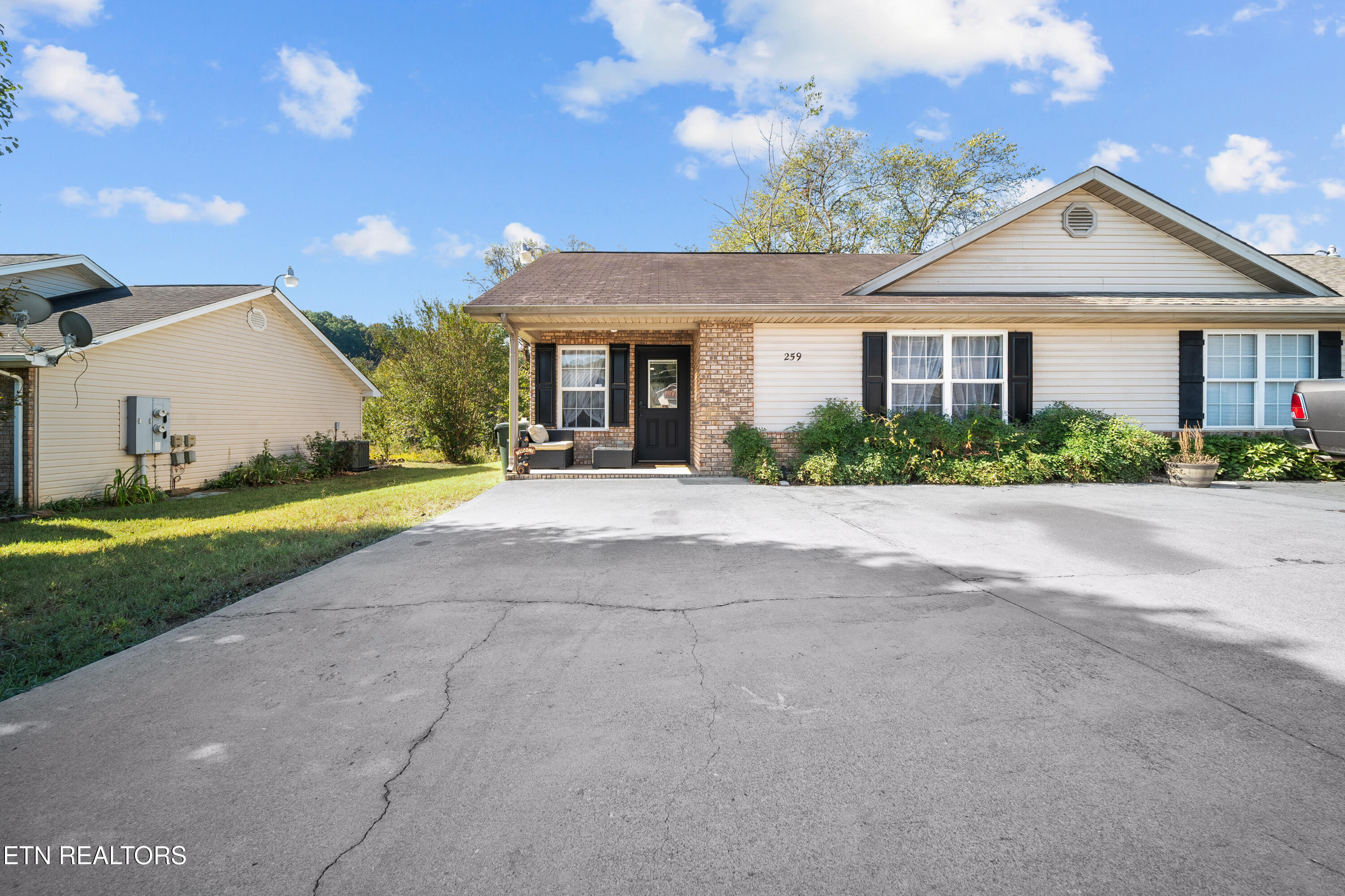 259 Dumplin Lane Property Photo