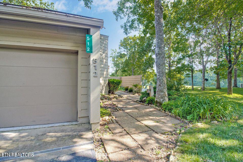 512 Druid Landing Property Photo 3