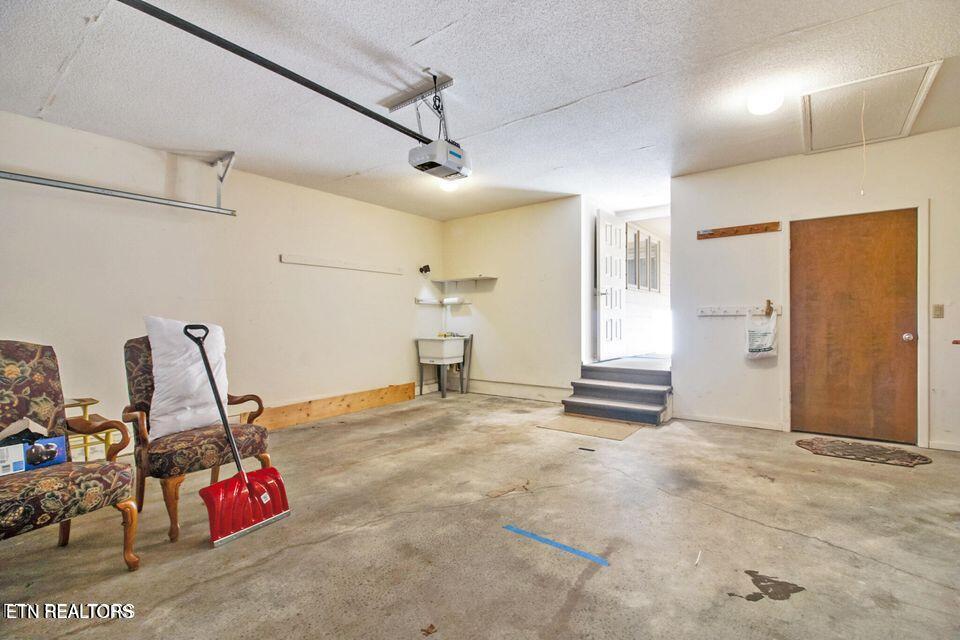 512 Druid Landing Property Photo 28