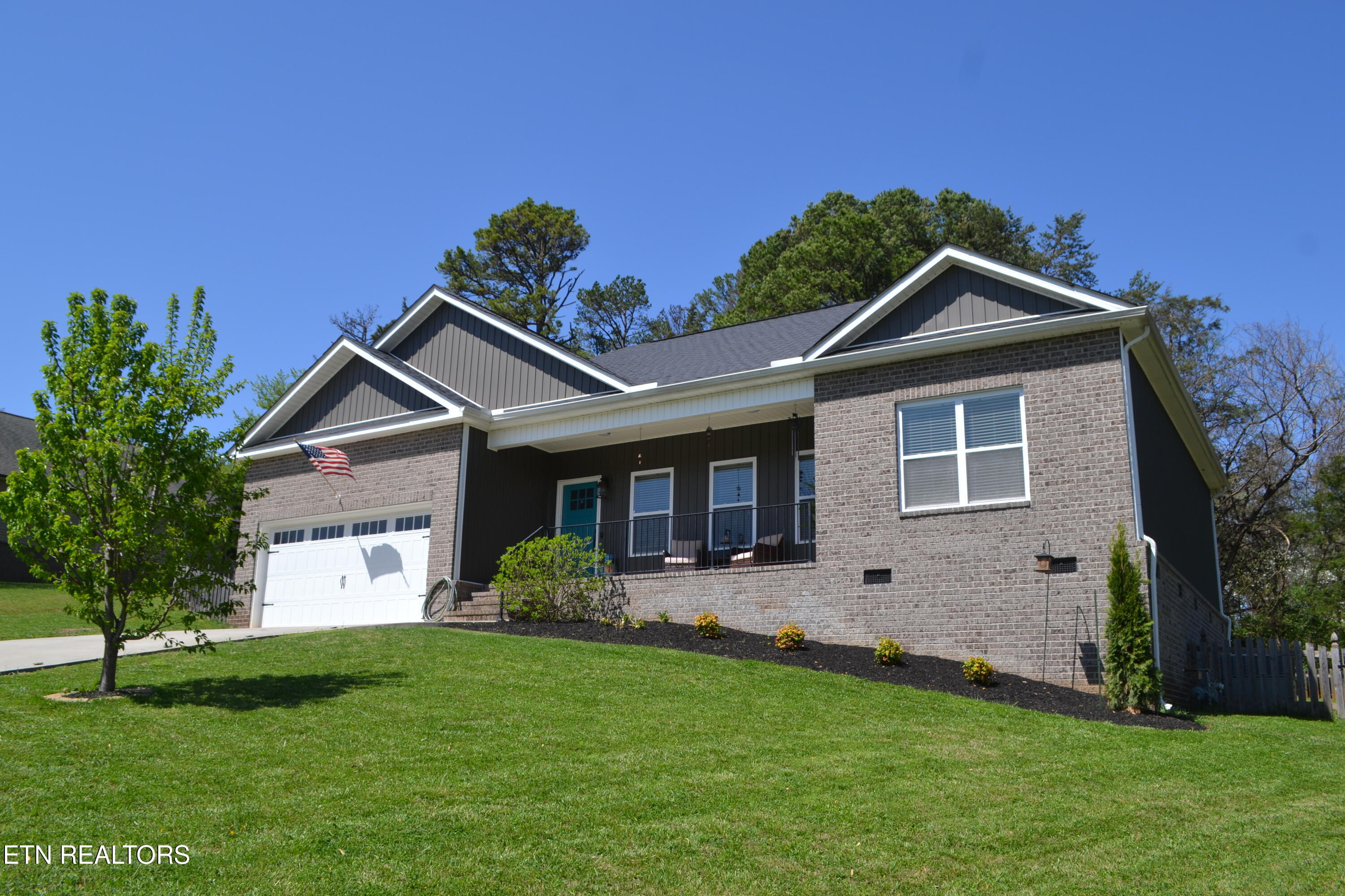 6024 Whisper Ridge Lane Property Photo