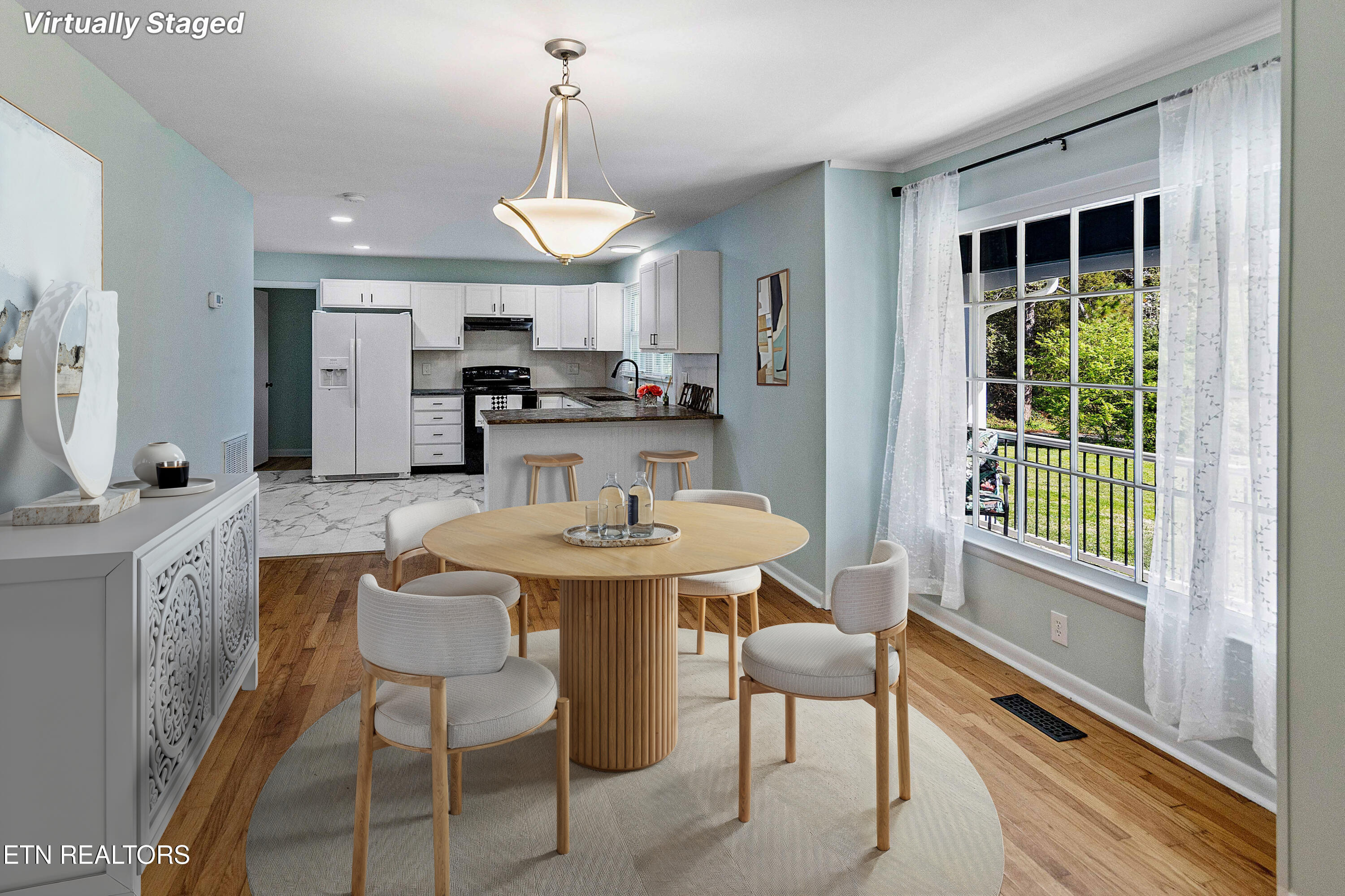 201 Farlow Drive Property Photo 7