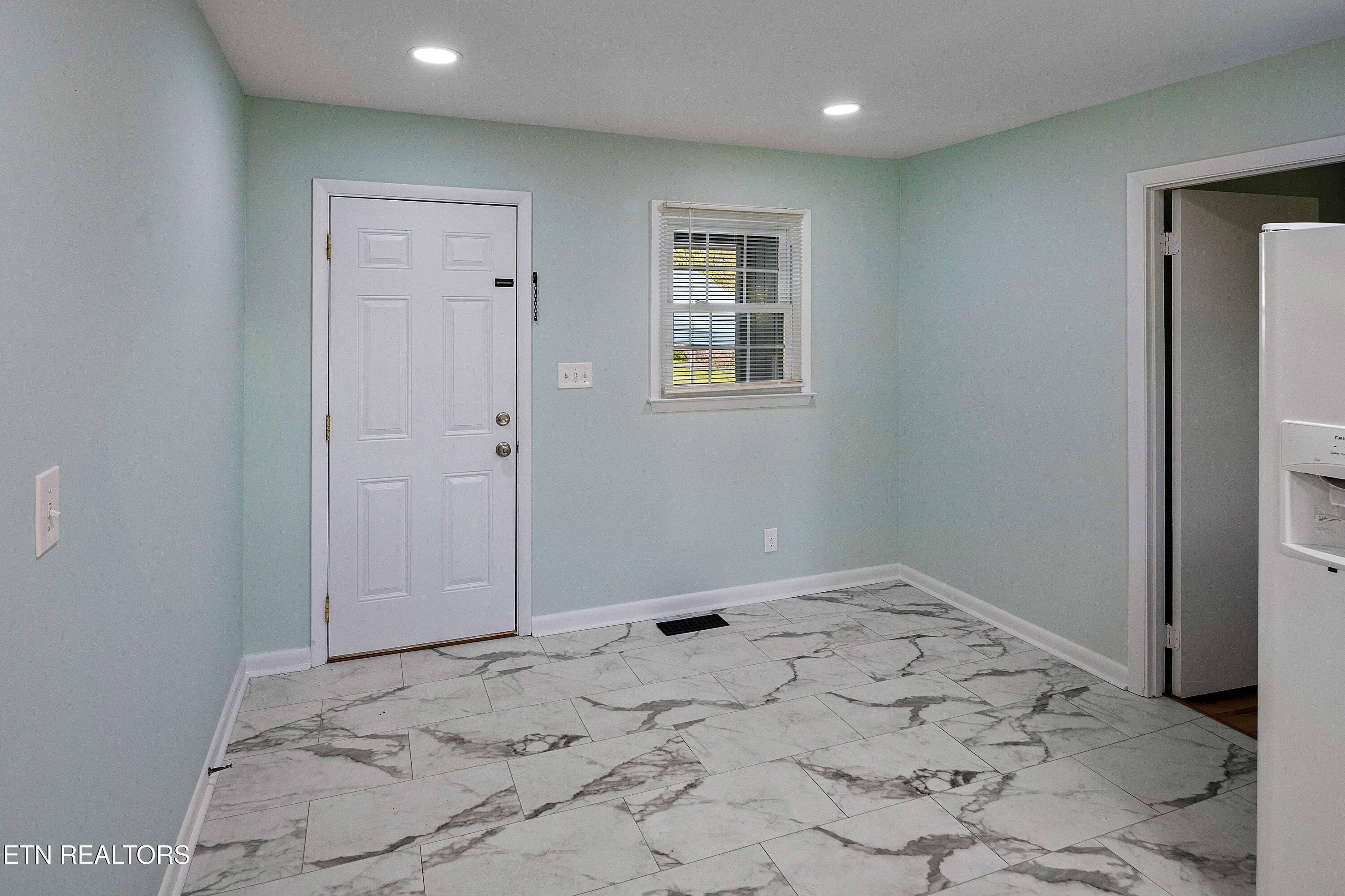 201 Farlow Drive Property Photo 11