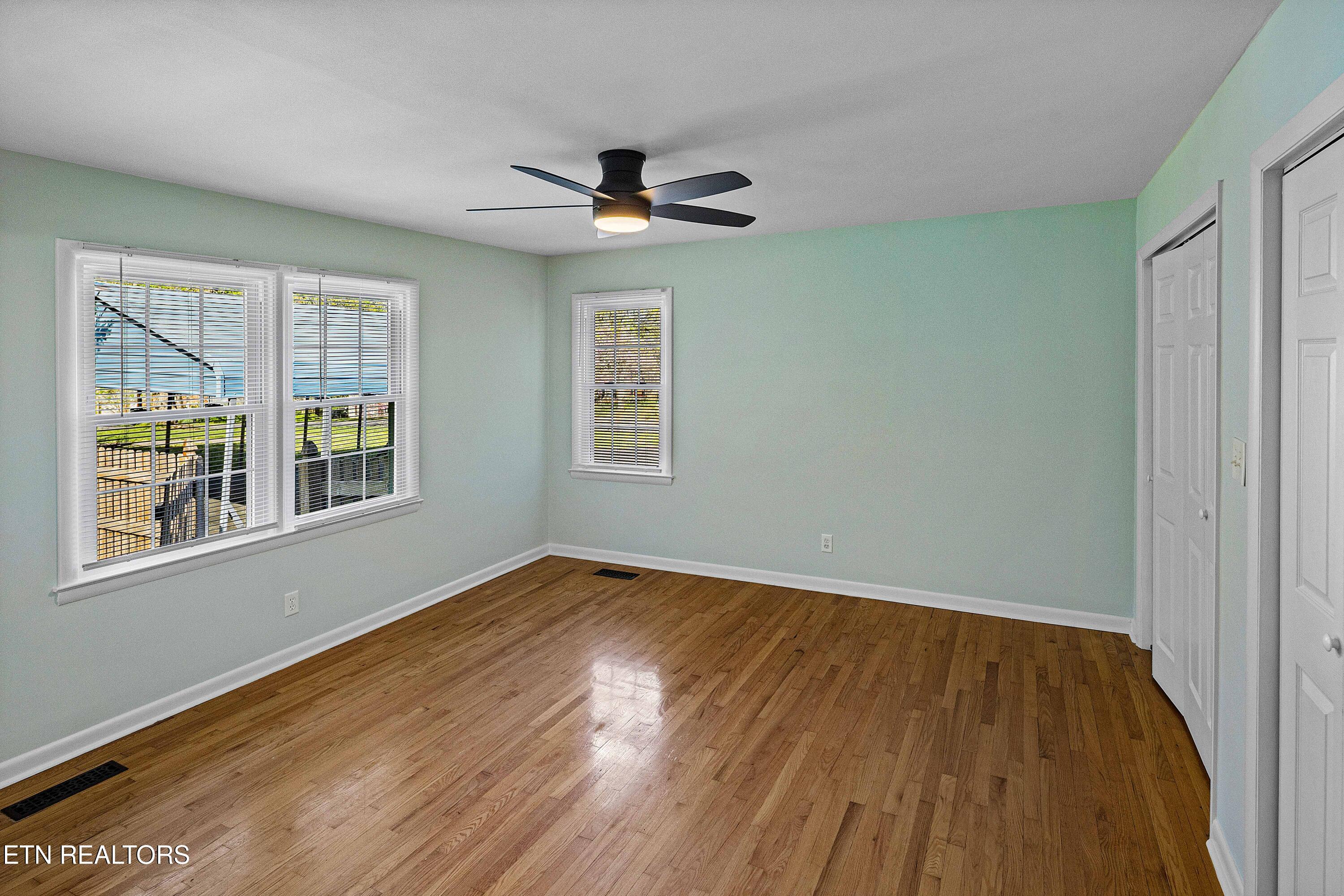201 Farlow Drive Property Photo 14