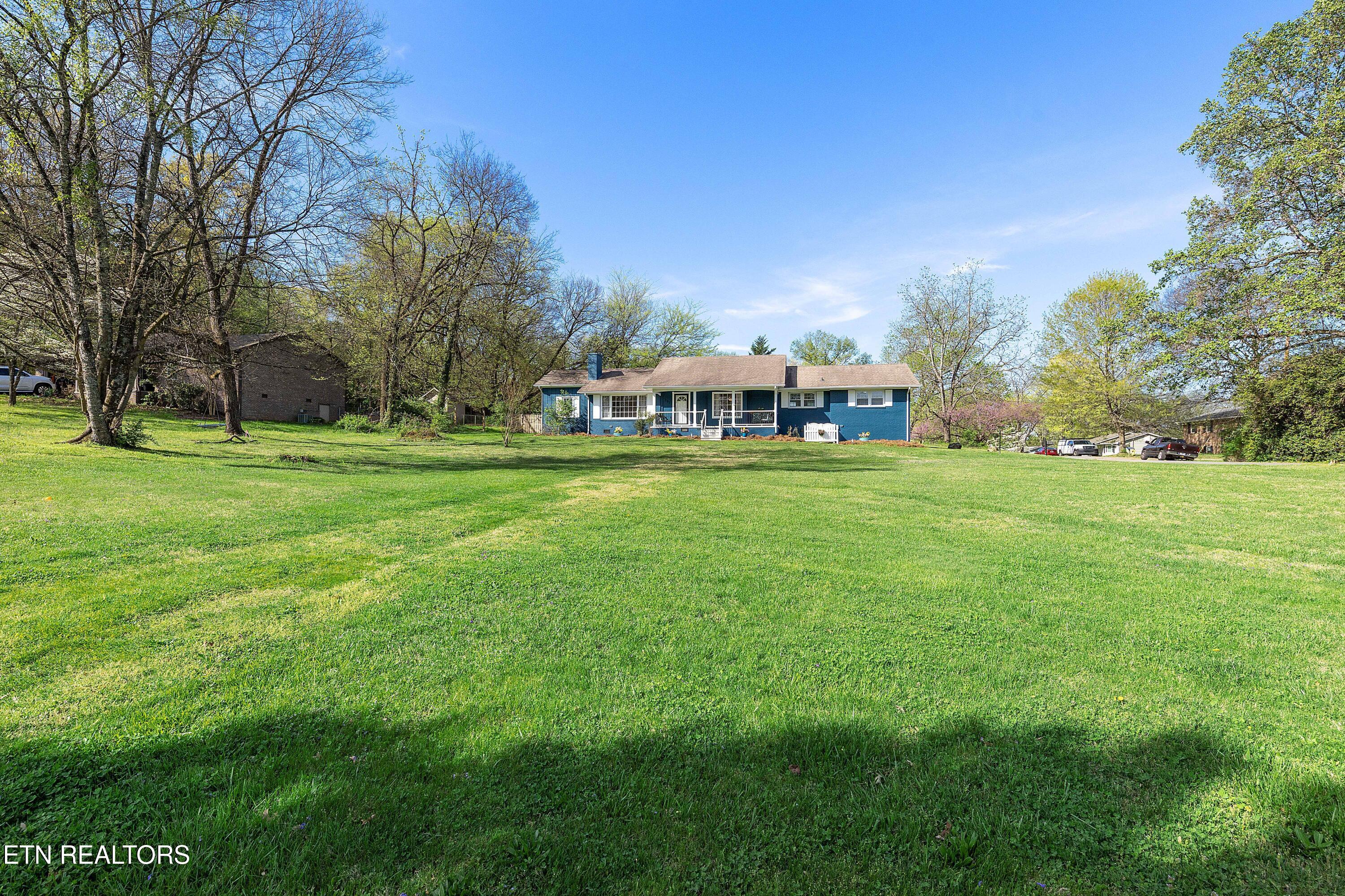 201 Farlow Drive Property Photo 32