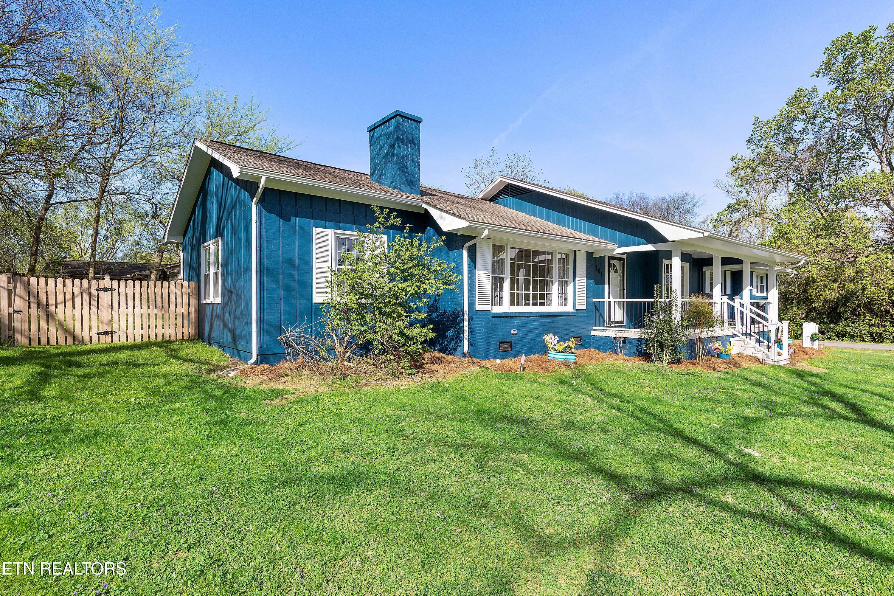 201 Farlow Drive Property Photo 33