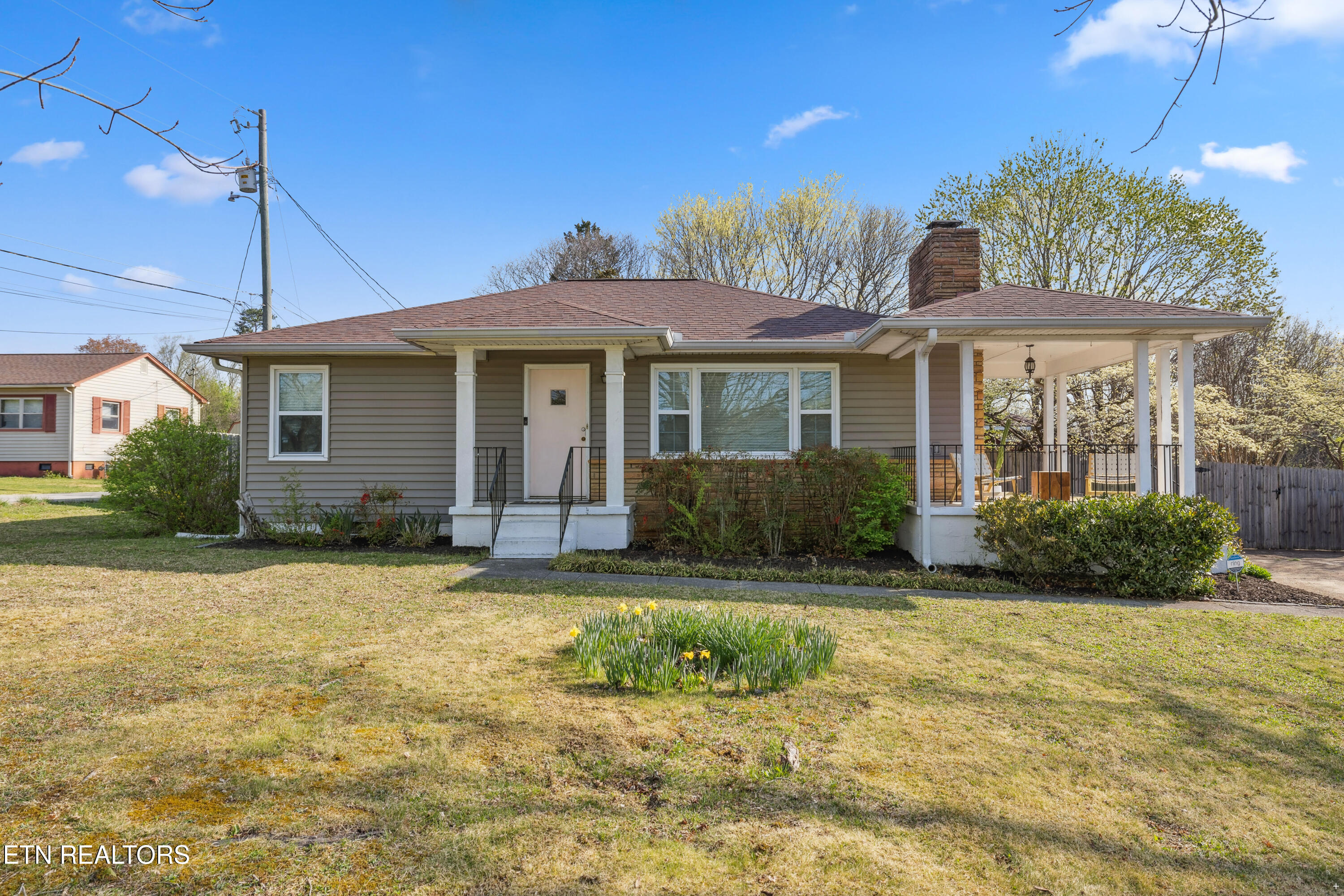 5500 Ridgefield Rd Property Photo