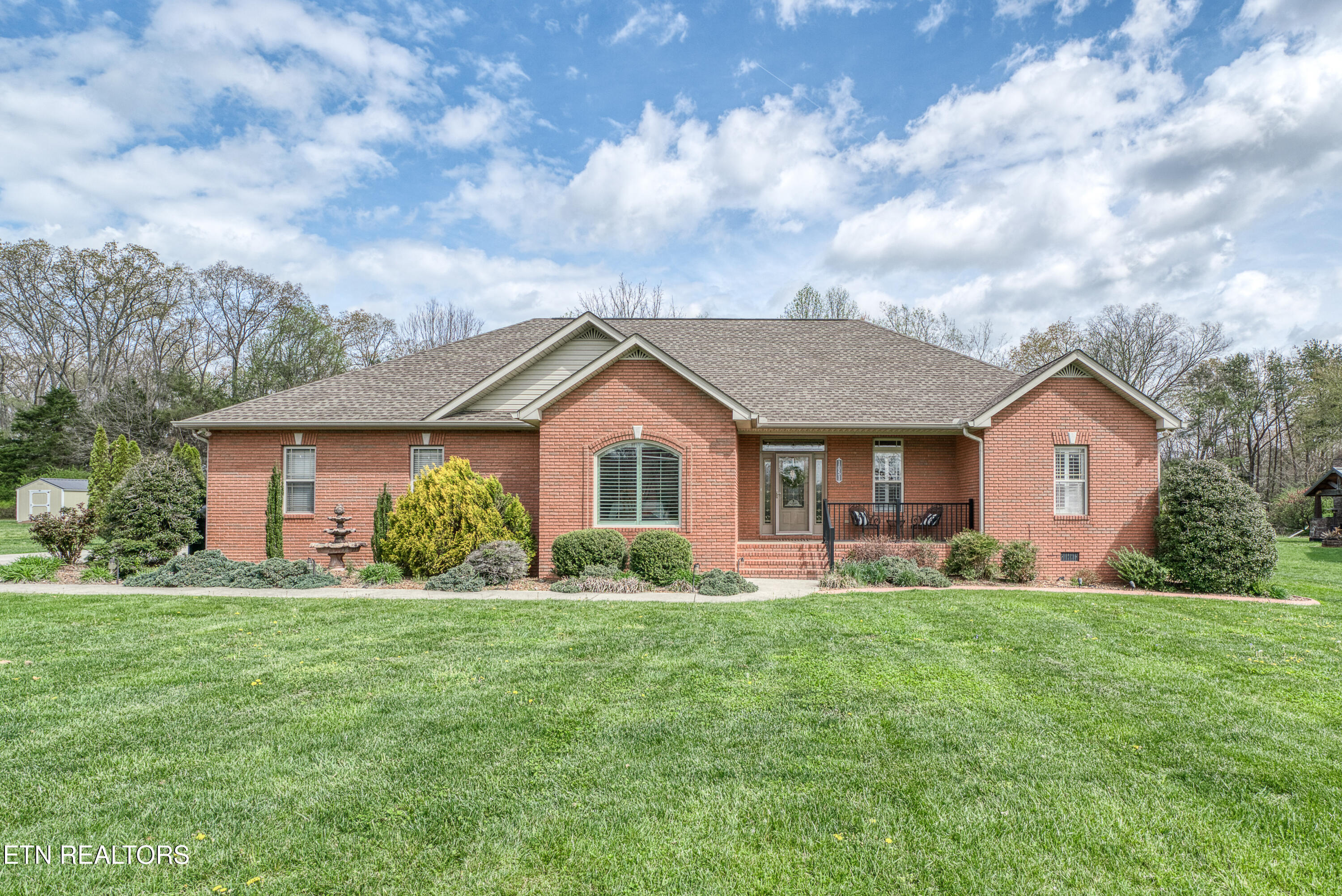 1051 Heathwood West Drive Property Photo
