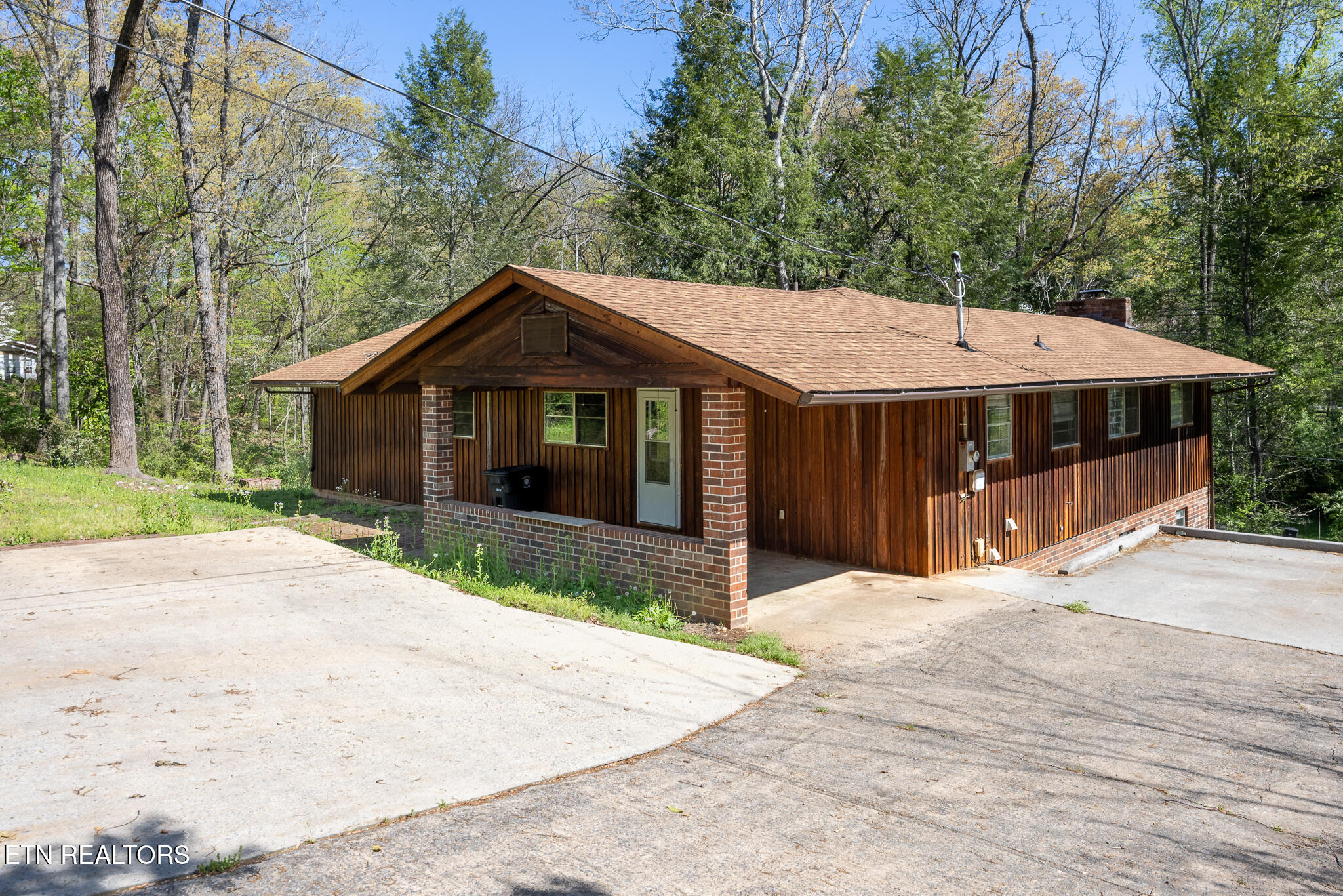 414 Guille St Property Photo