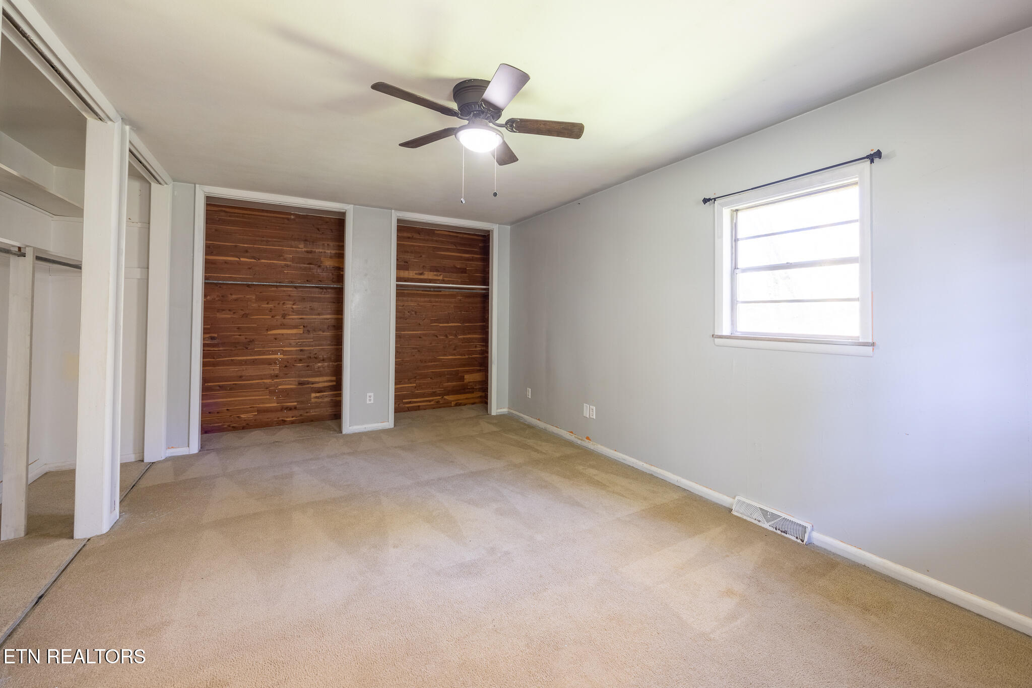 414 Guille St Property Photo 17