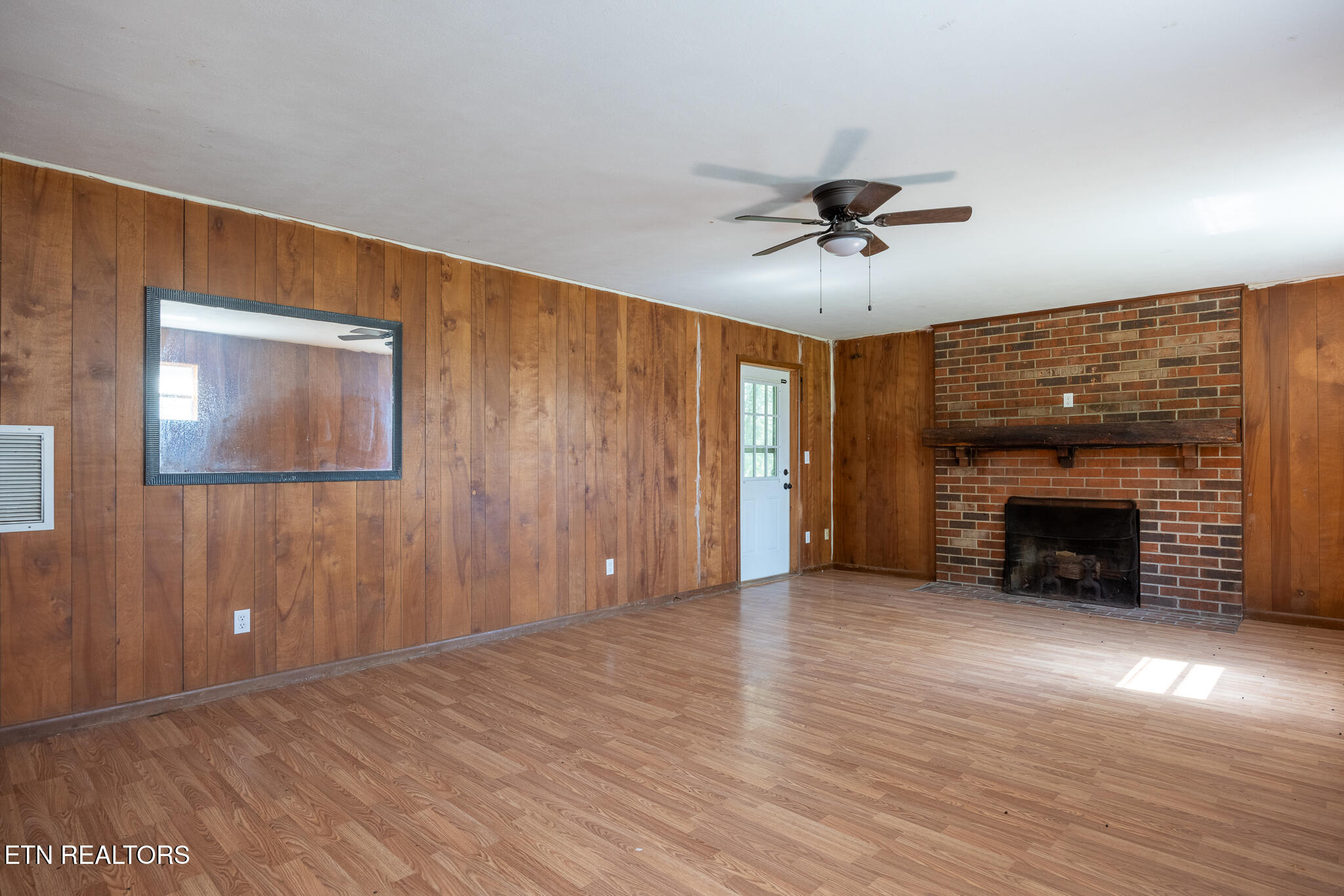 414 Guille St Property Photo 22