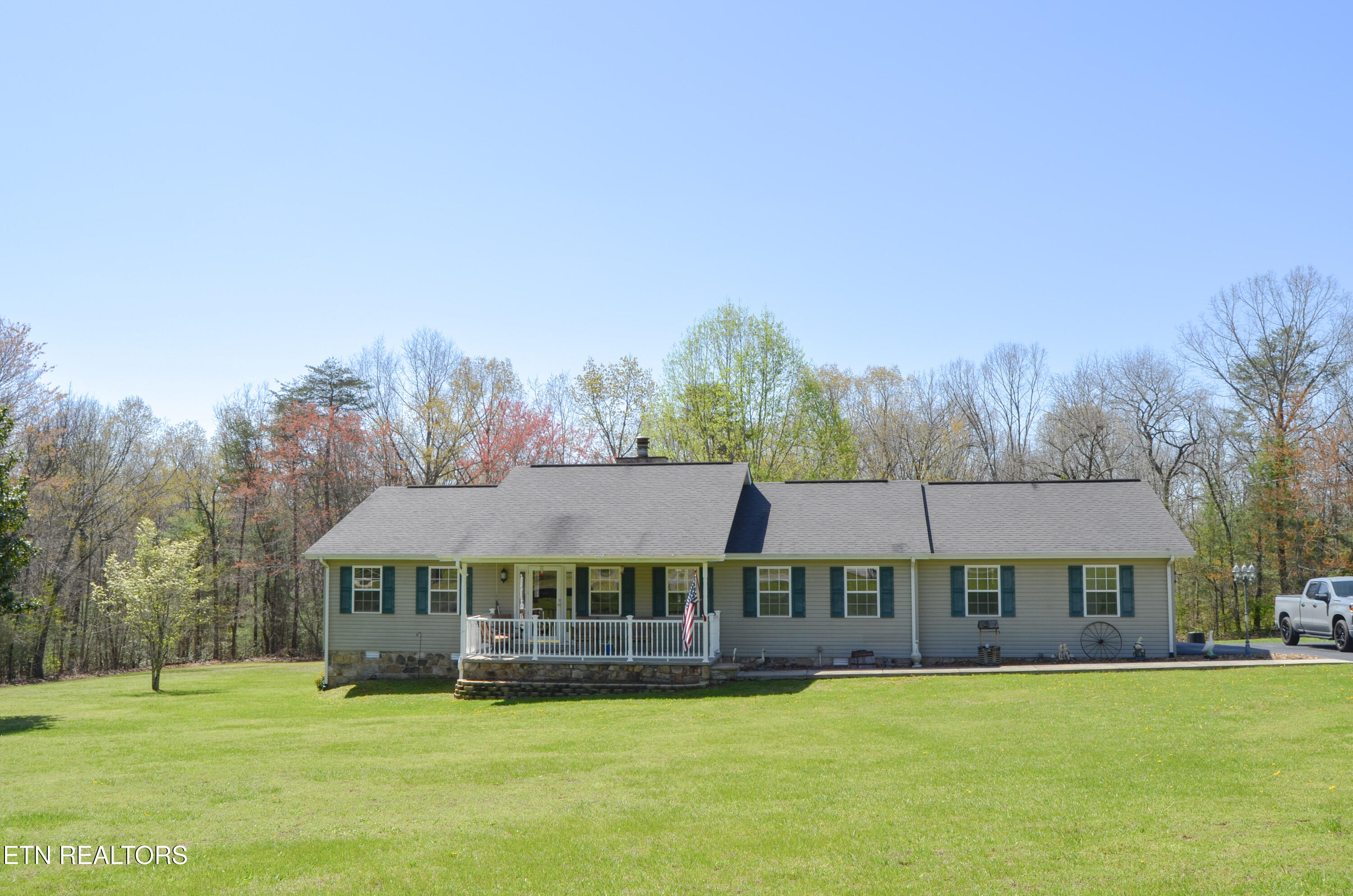 156 S Summerhaven Drive Property Photo
