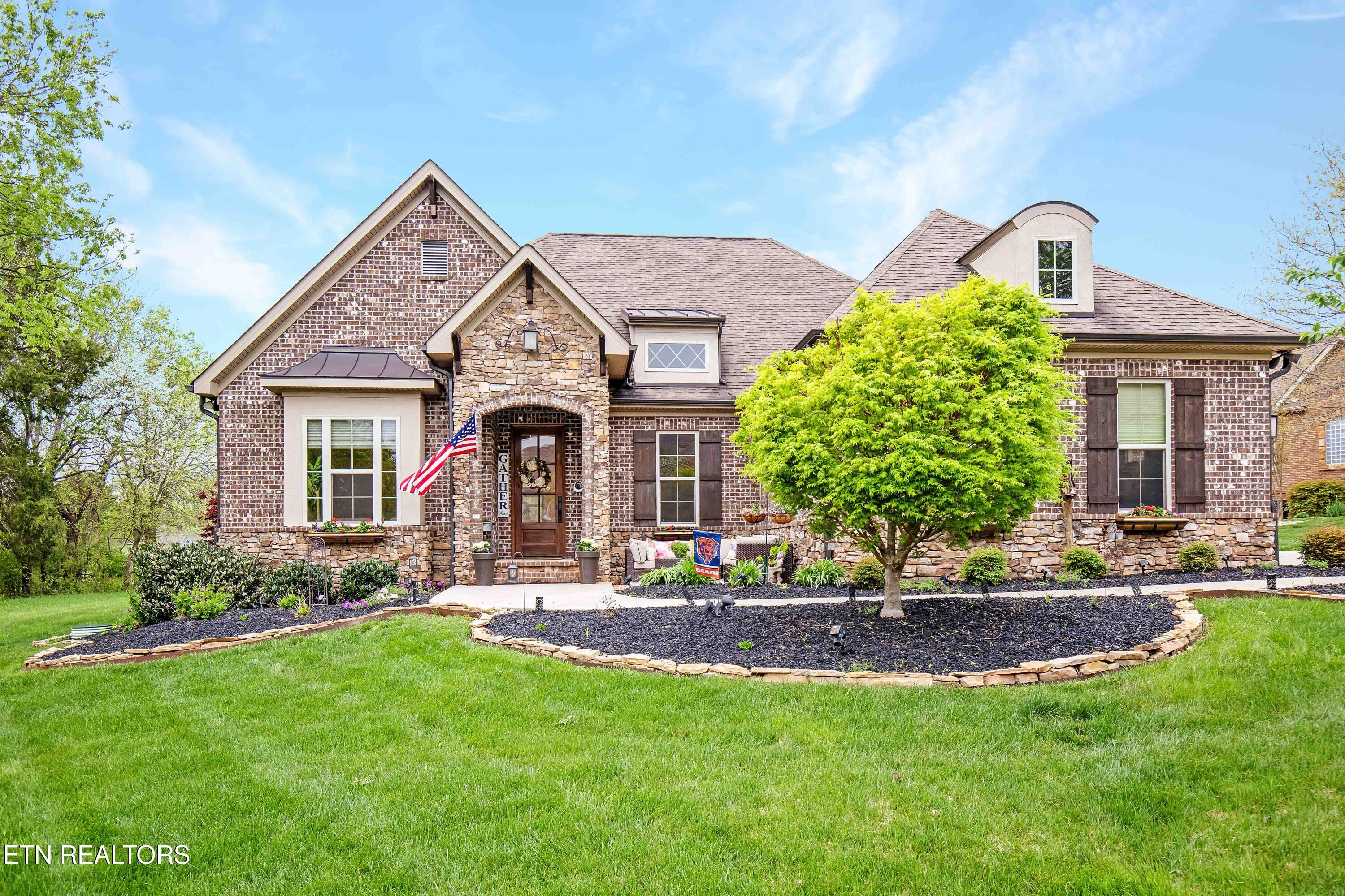 220 Osprey Circle Property Photo