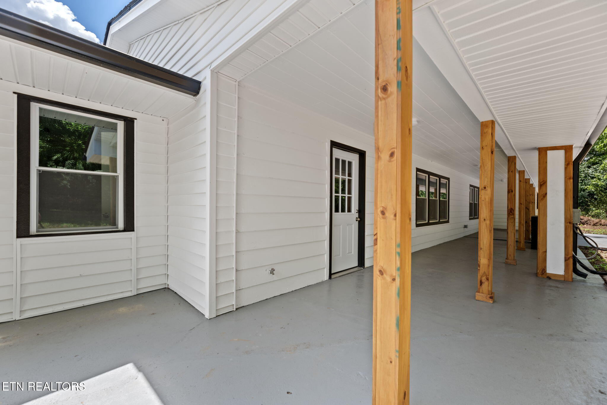 909 Dartmouth Rd Property Photo 39